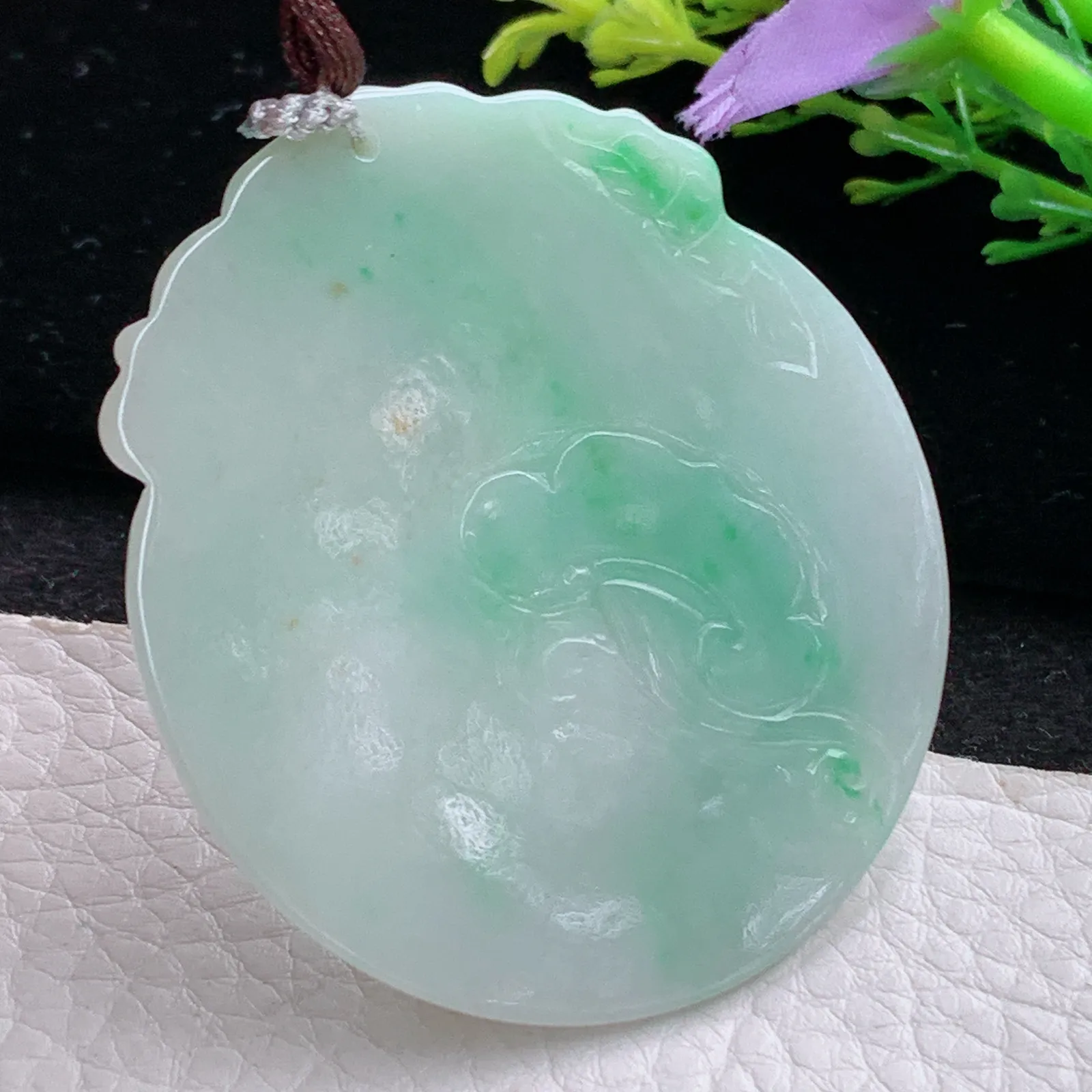 bg自然光54.5*47.6*6天然缅甸翡翠三彩腰缠万贯 生肖蛇玉吊坠 毛衣坠