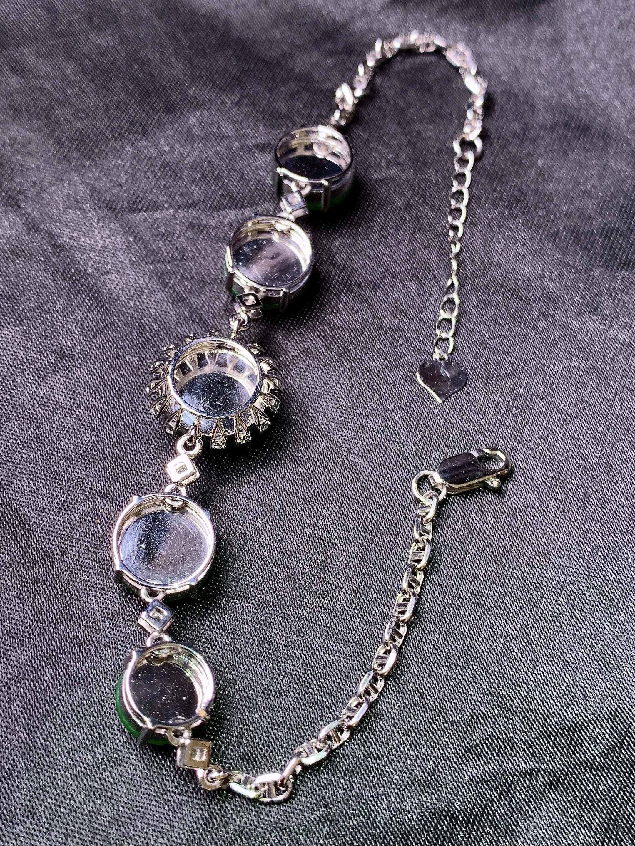 18k金钻镶嵌满绿平安扣手链 玉质细腻 色泽清新艳丽 整体尺寸72*12.6*6.5