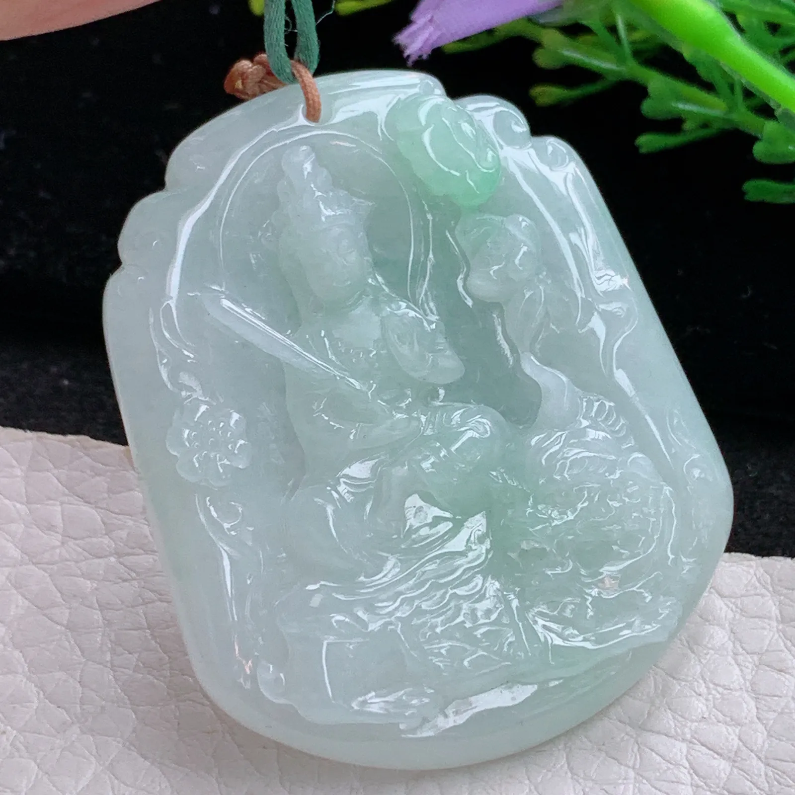 bg自然光50*41.5*6天然缅甸翡翠飘阳绿文殊菩萨玉吊坠 毛衣坠