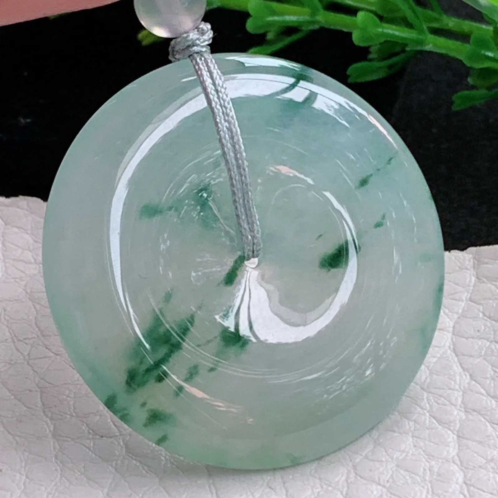 gp自然光36*5.8天然缅甸翡翠冰胶饱满飘花大平安扣 玉扣玉吊坠