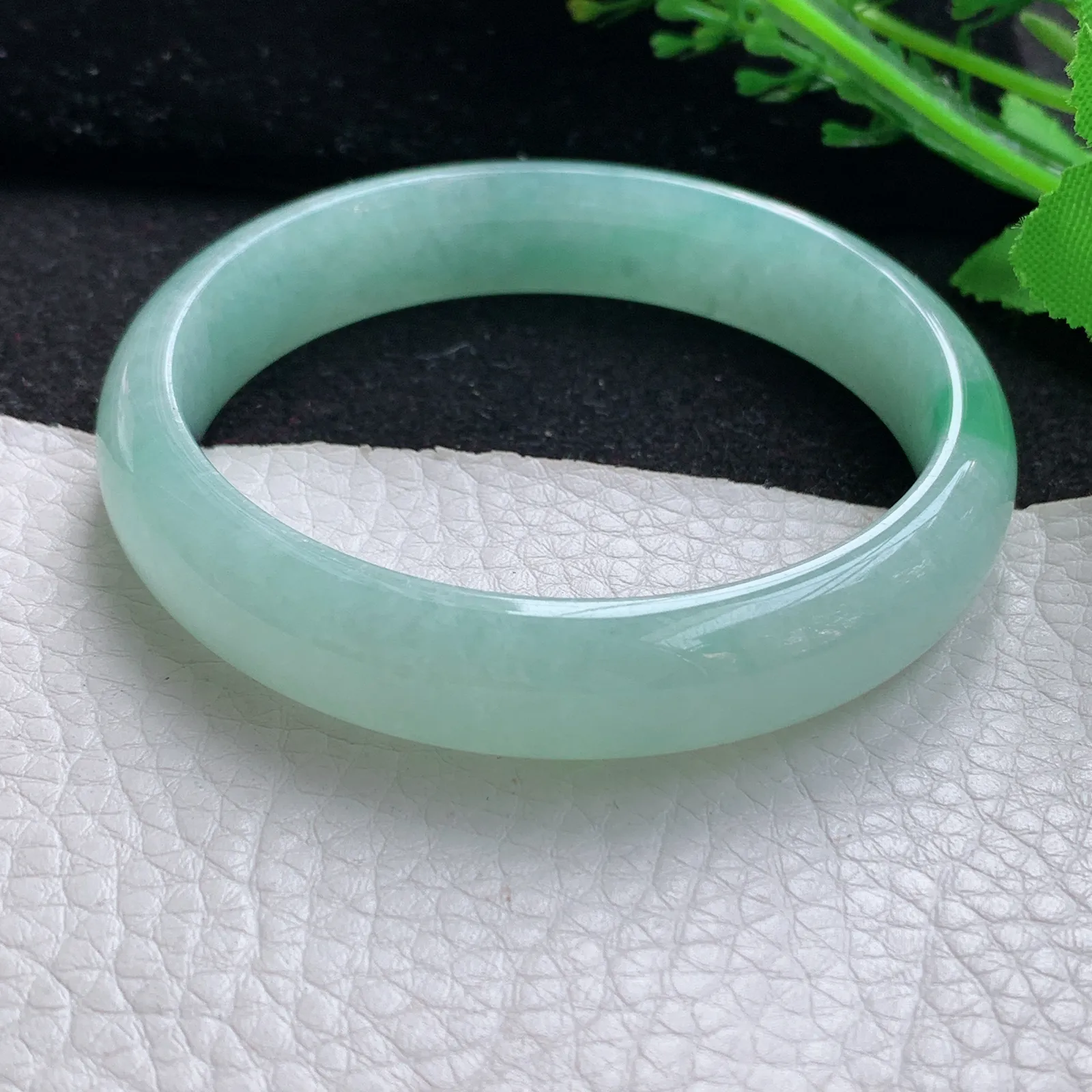 jm自然光57*12.8*7.4平安镯 缅甸翡翠a货玉手镯冰绿宽边玉手环