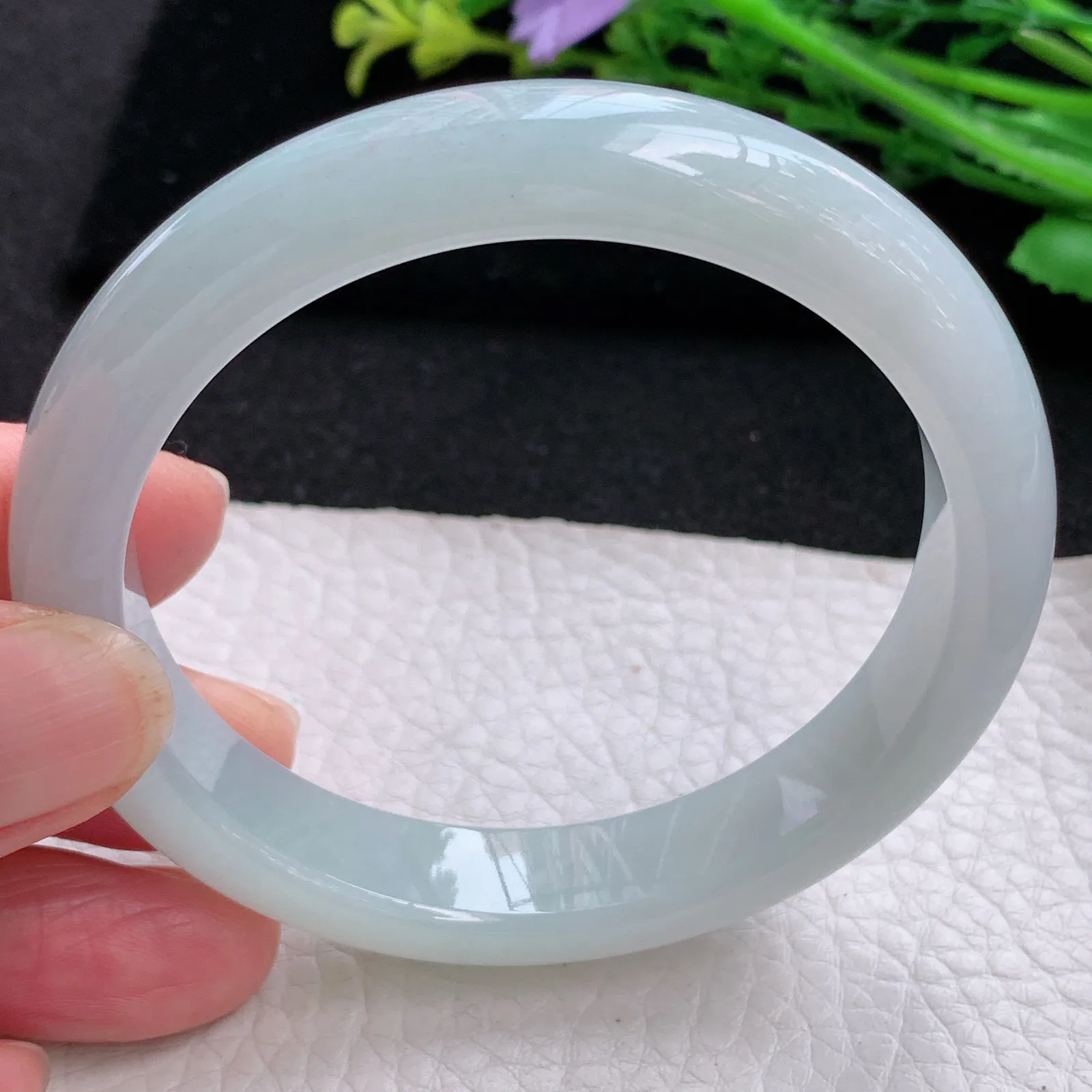 n自然光56*12*8平安镯 缅甸翡翠a货玉手镯冰胶白月光宽边玉手环