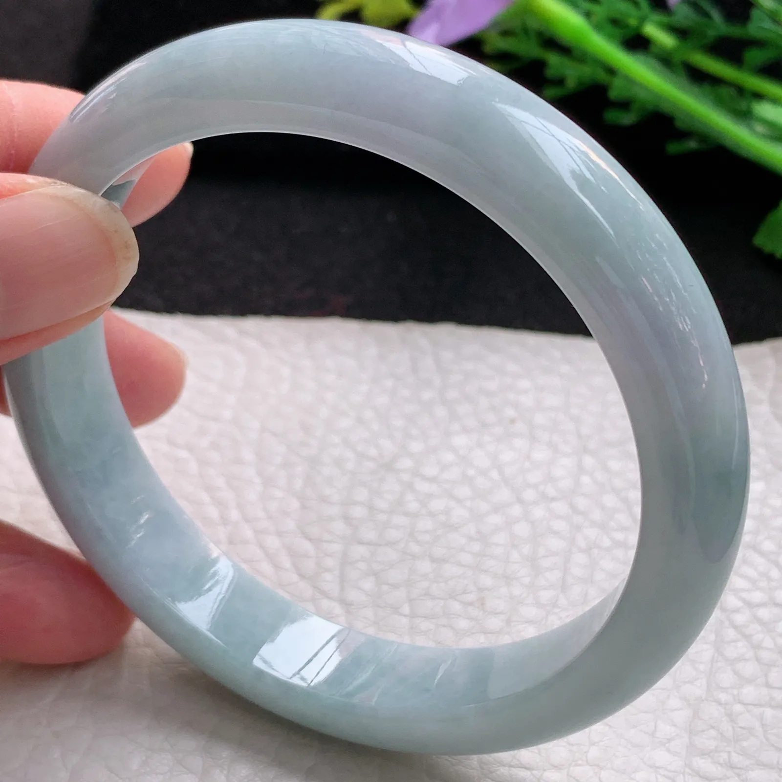 xx大圈口62*12.6*8平安镯 缅甸翡翠a货玉手镯淡雅宽边玉手环