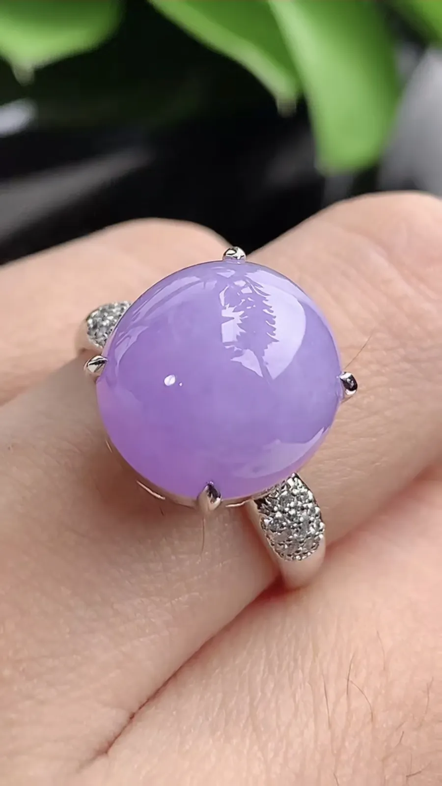 a货翡翠老坑冰种18K金伴钻镶嵌紫罗兰蛋面戒指 圈口17.4裸石尺寸12.6×12mm 重量5.40g 1201