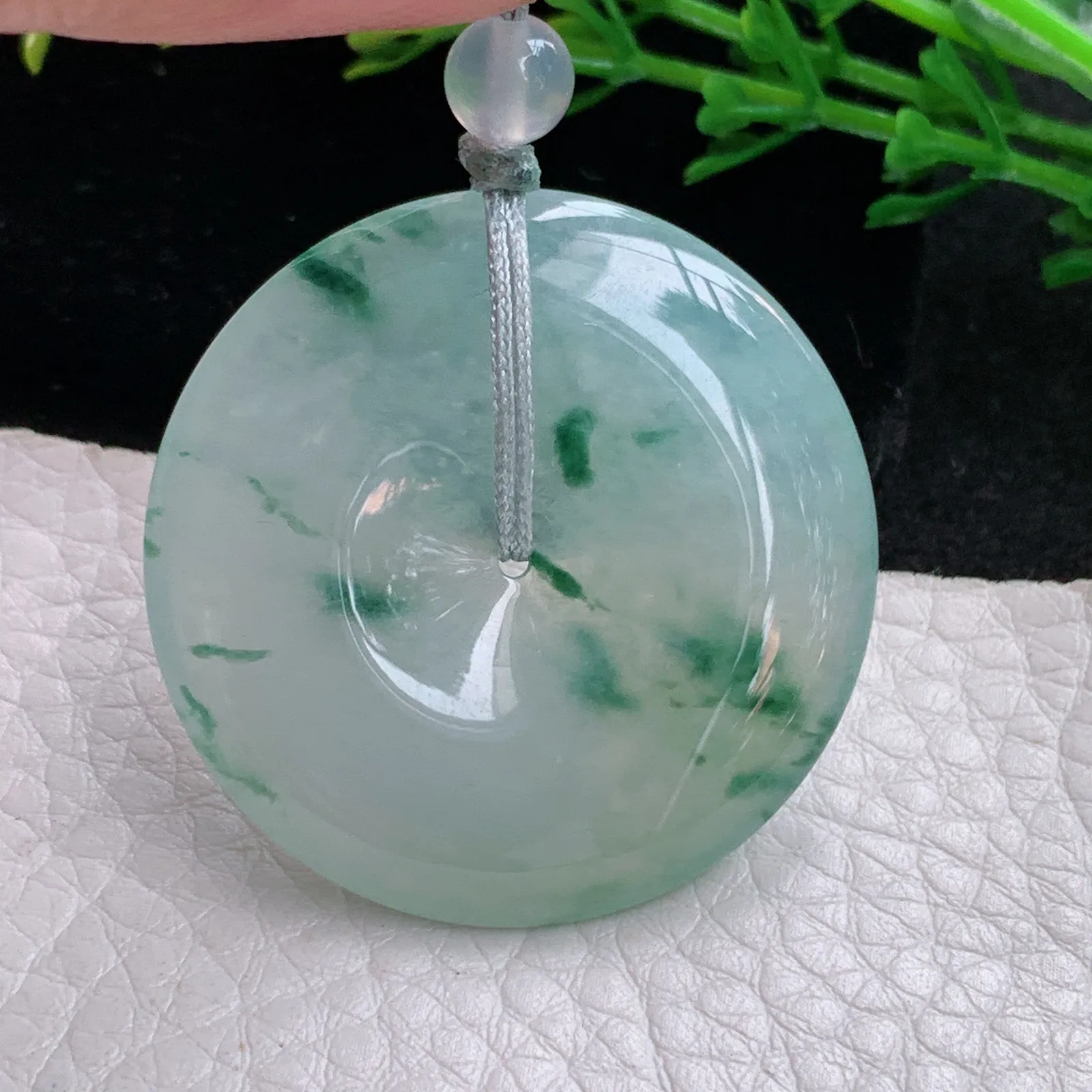 gp自然光36*5.8天然缅甸翡翠冰胶饱满飘花大平安扣 玉扣玉吊坠