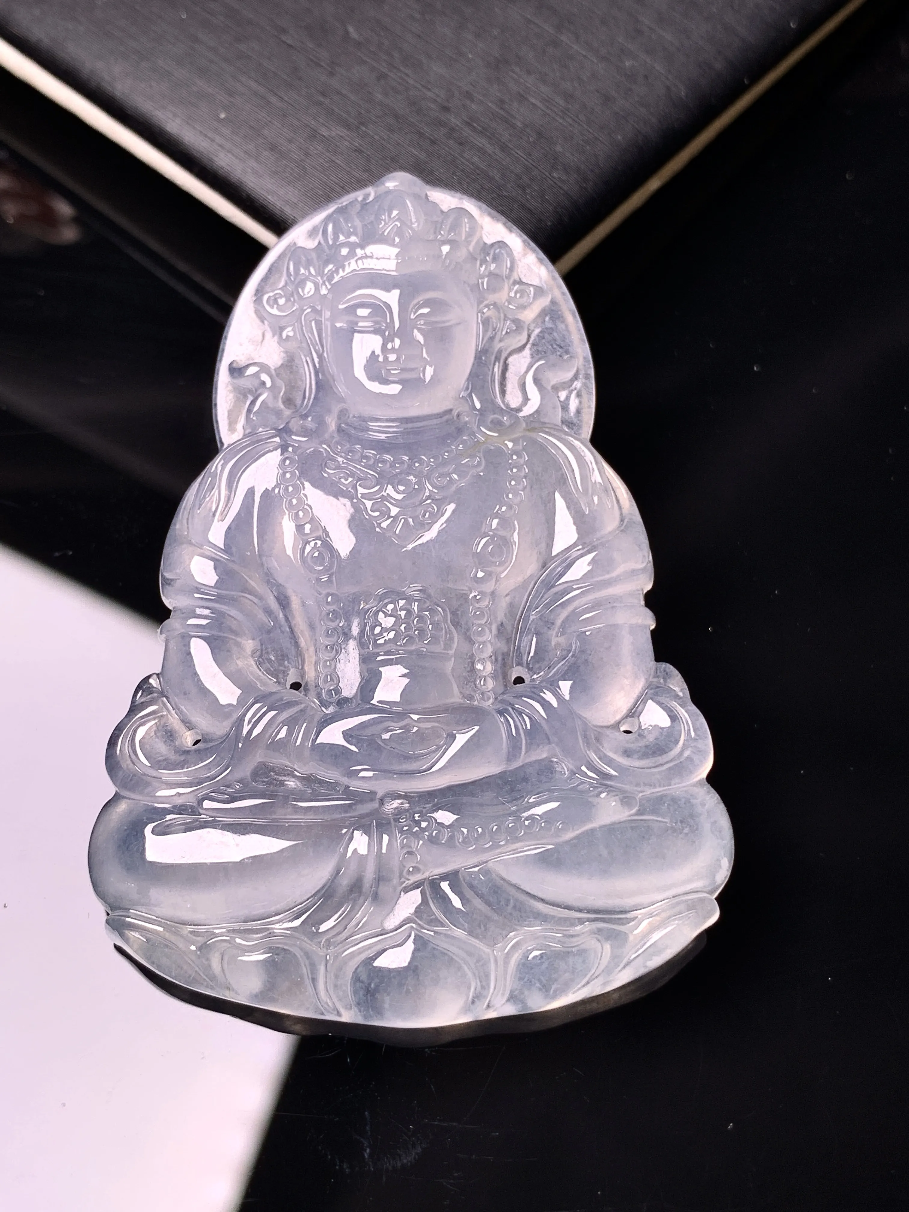 冰种度母观音菩萨吊坠 玉质细腻 色泽清新艳丽  整体尺寸54.3*38.3*5.6