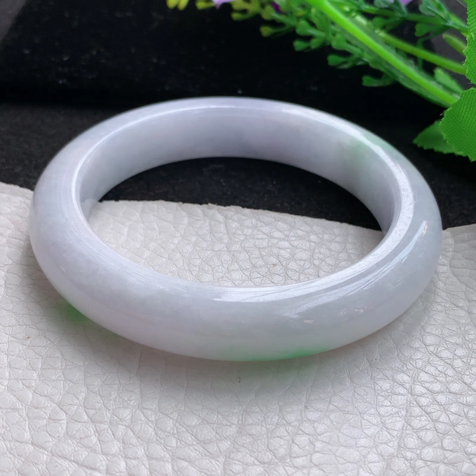 yh自然光59*12.8*9.8平安镯 缅甸翡翠a货玉手镯白底青宽边玉手环