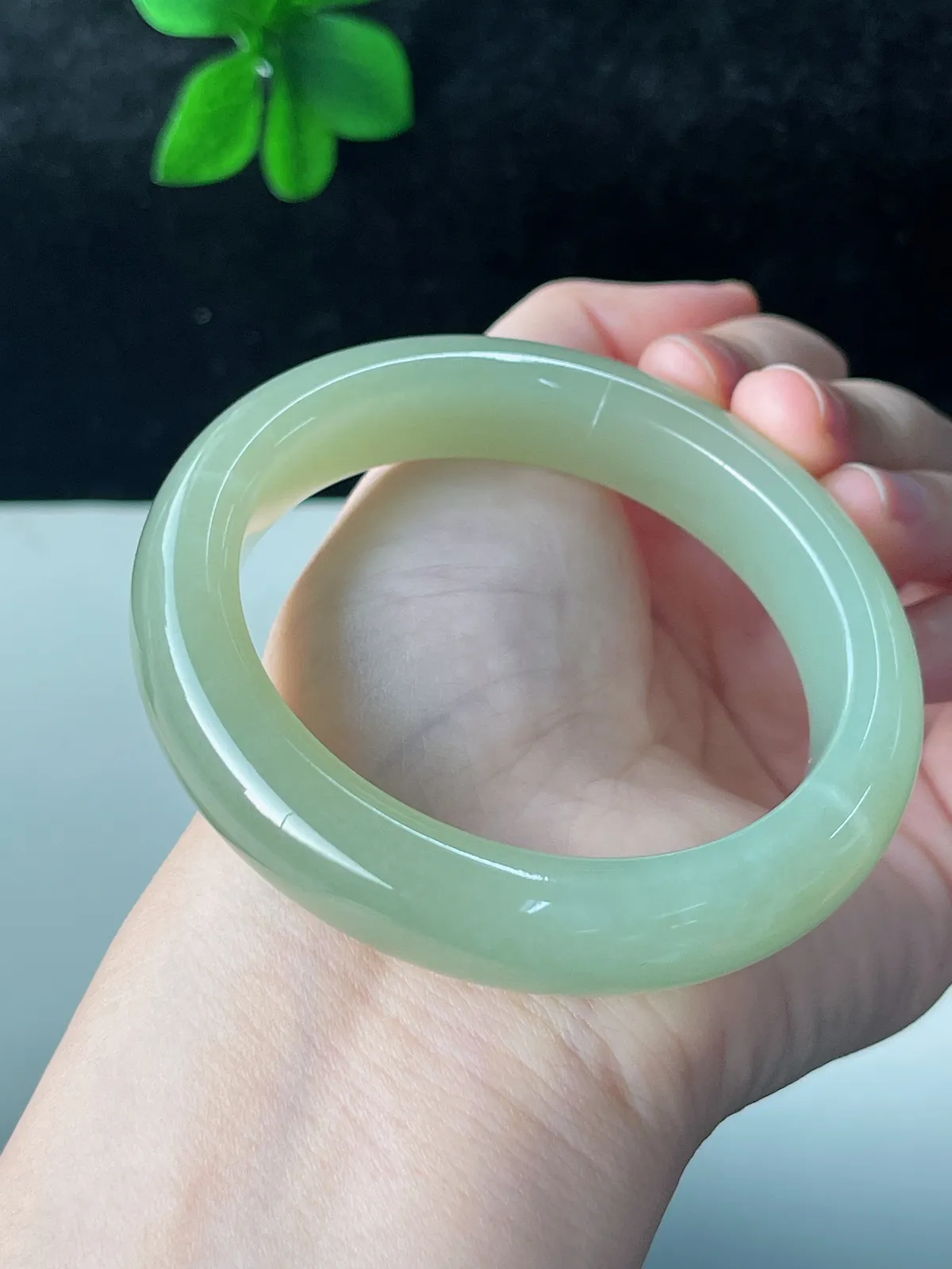 正圈55圈口，和田玉手镯