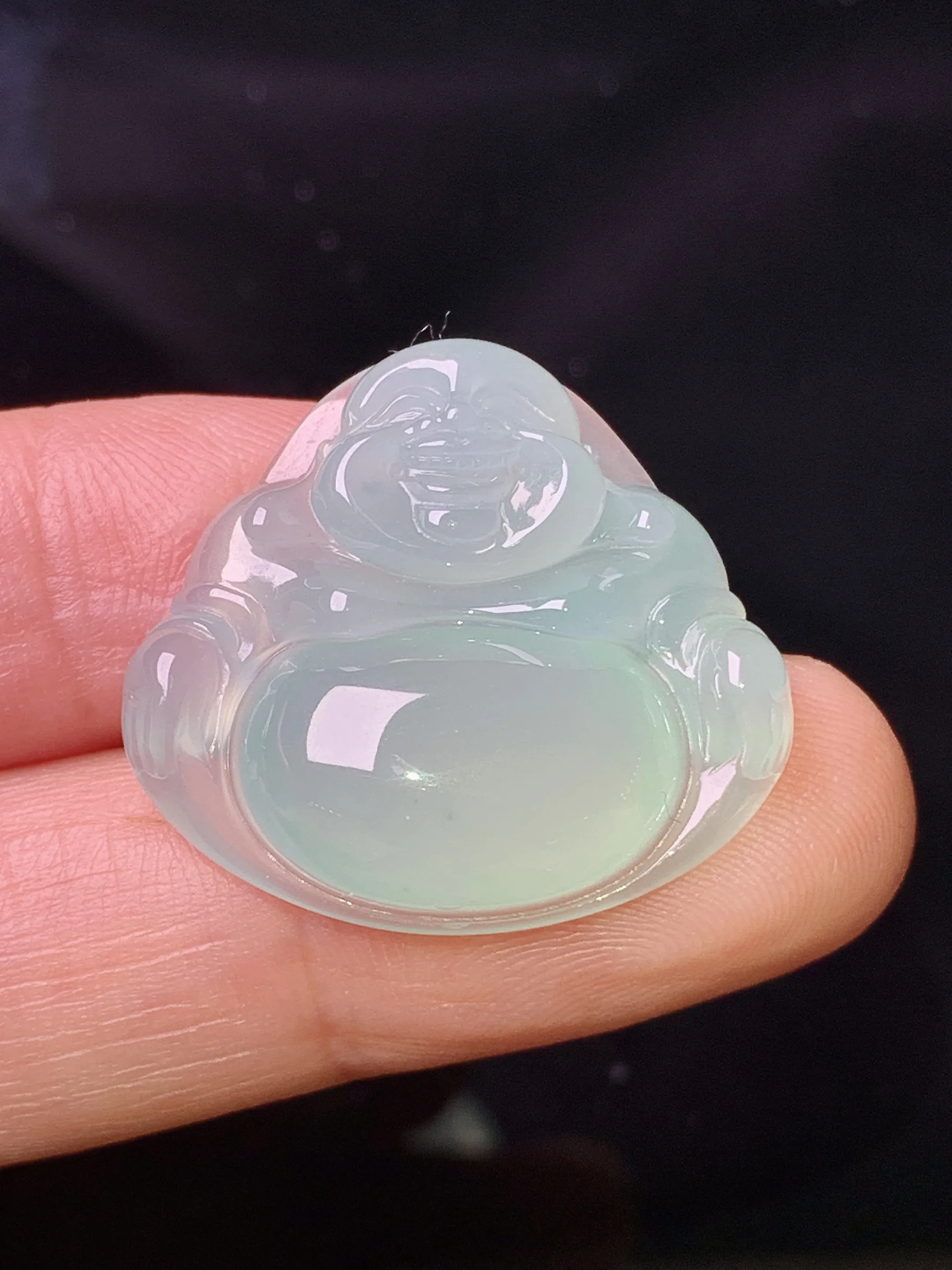 冰种浅绿佛公吊坠 玉质细腻 色泽清新艳丽  整体尺寸23*25*6