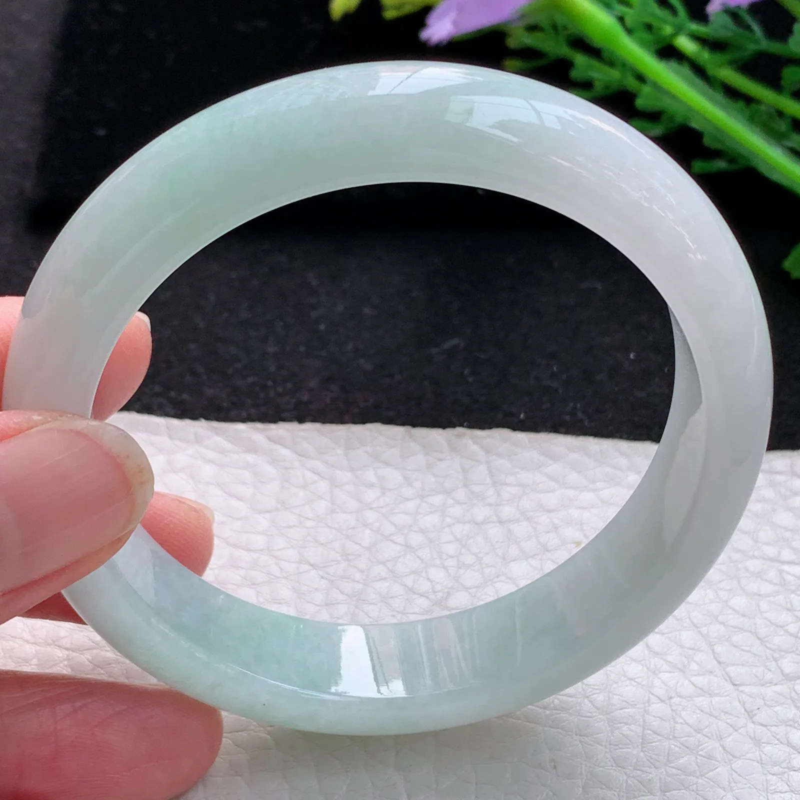 nr自然光57.5*13.3*8平安镯 缅甸翡翠a货玉手镯清新宽边玉手环