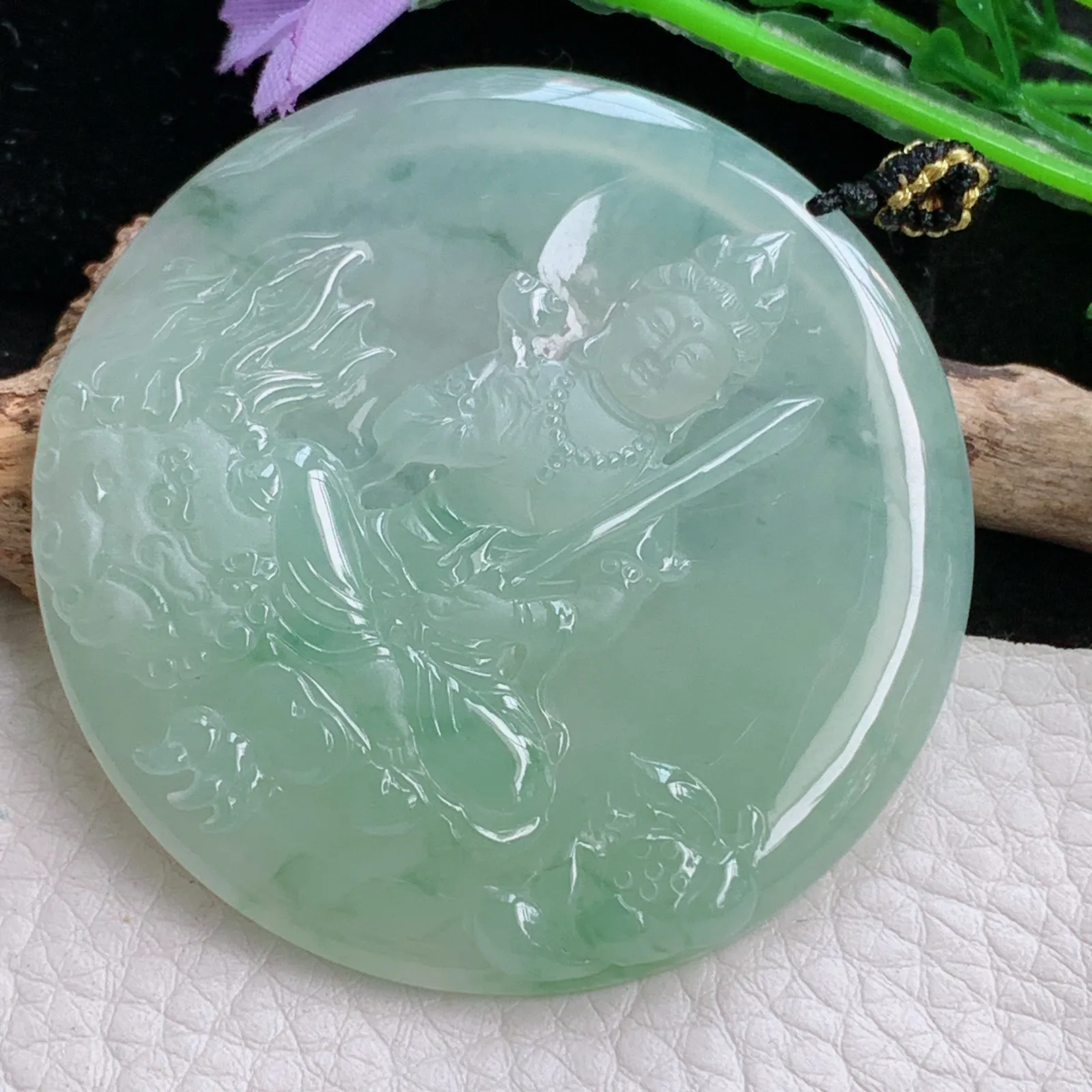 kh自然光53.5*5.5天然缅甸翡翠冰晴文殊菩萨圆牌玉吊坠 毛衣坠