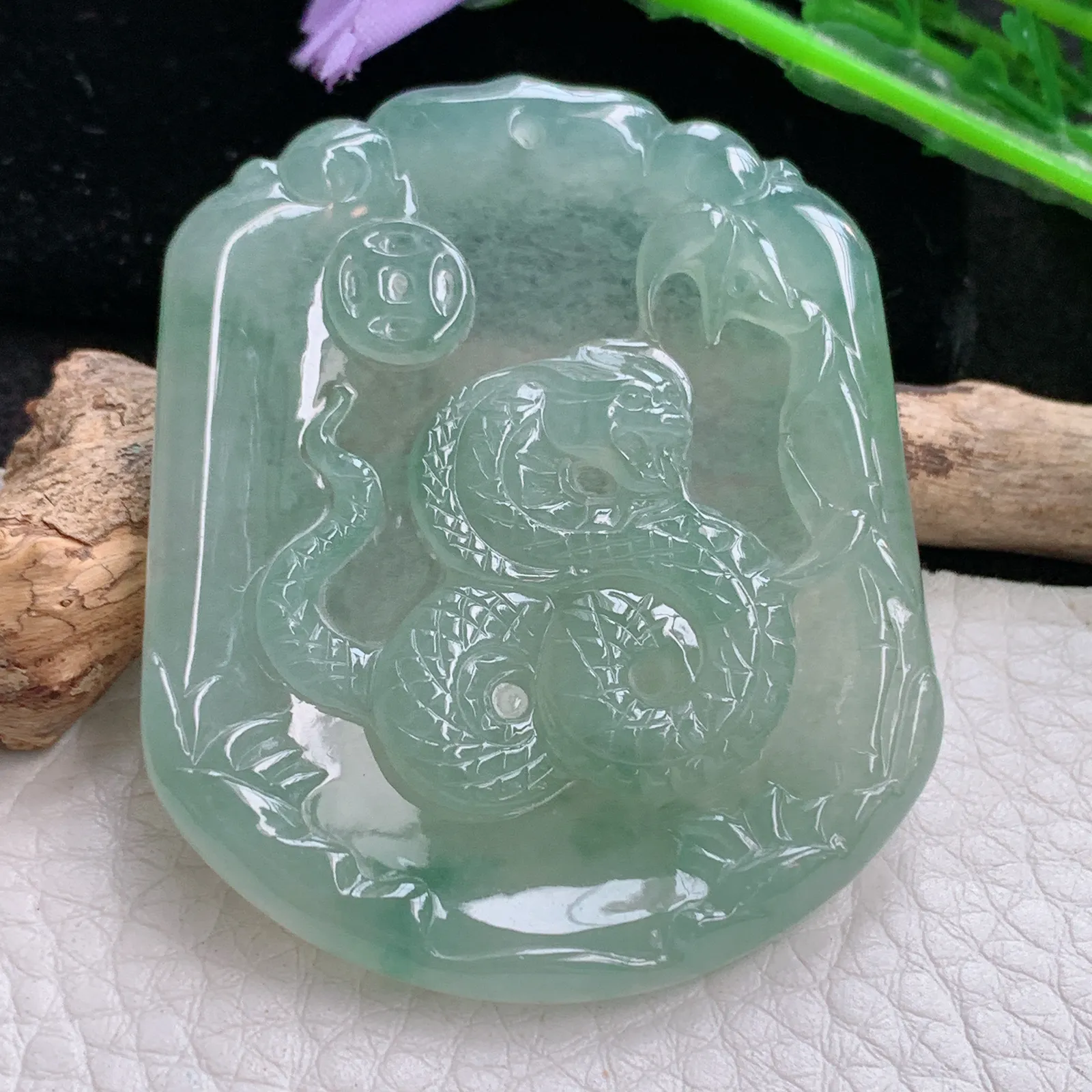 kh自然光52.5*43.5*4.6天然缅甸翡翠冰晴生肖蛇 腰缠万贯玉吊坠 毛衣坠