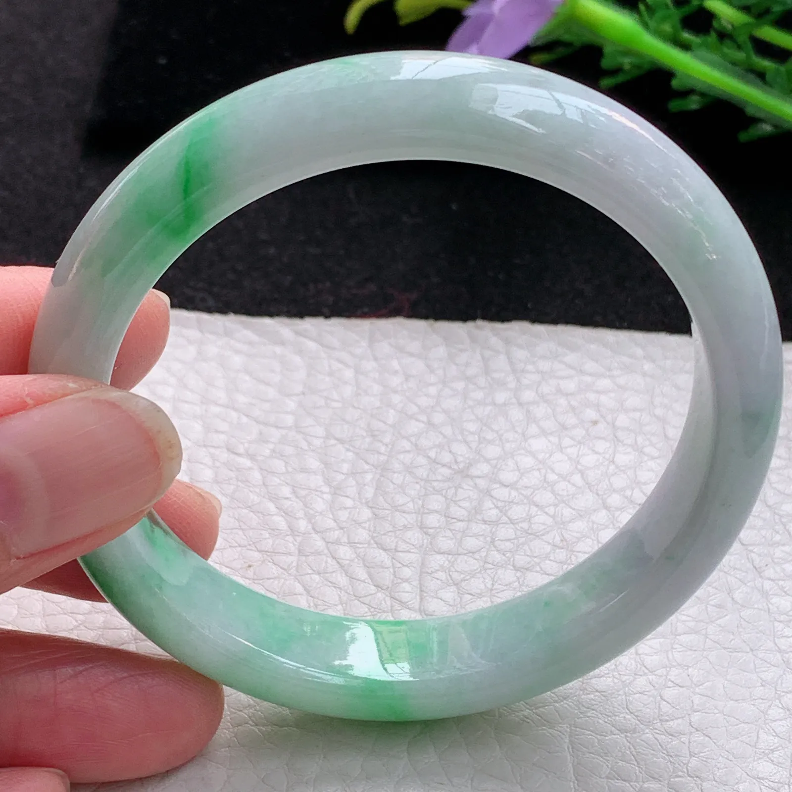 xx自然光57*12.5*7.6平安镯 缅甸翡翠a货玉手镯辣绿宽边玉手环