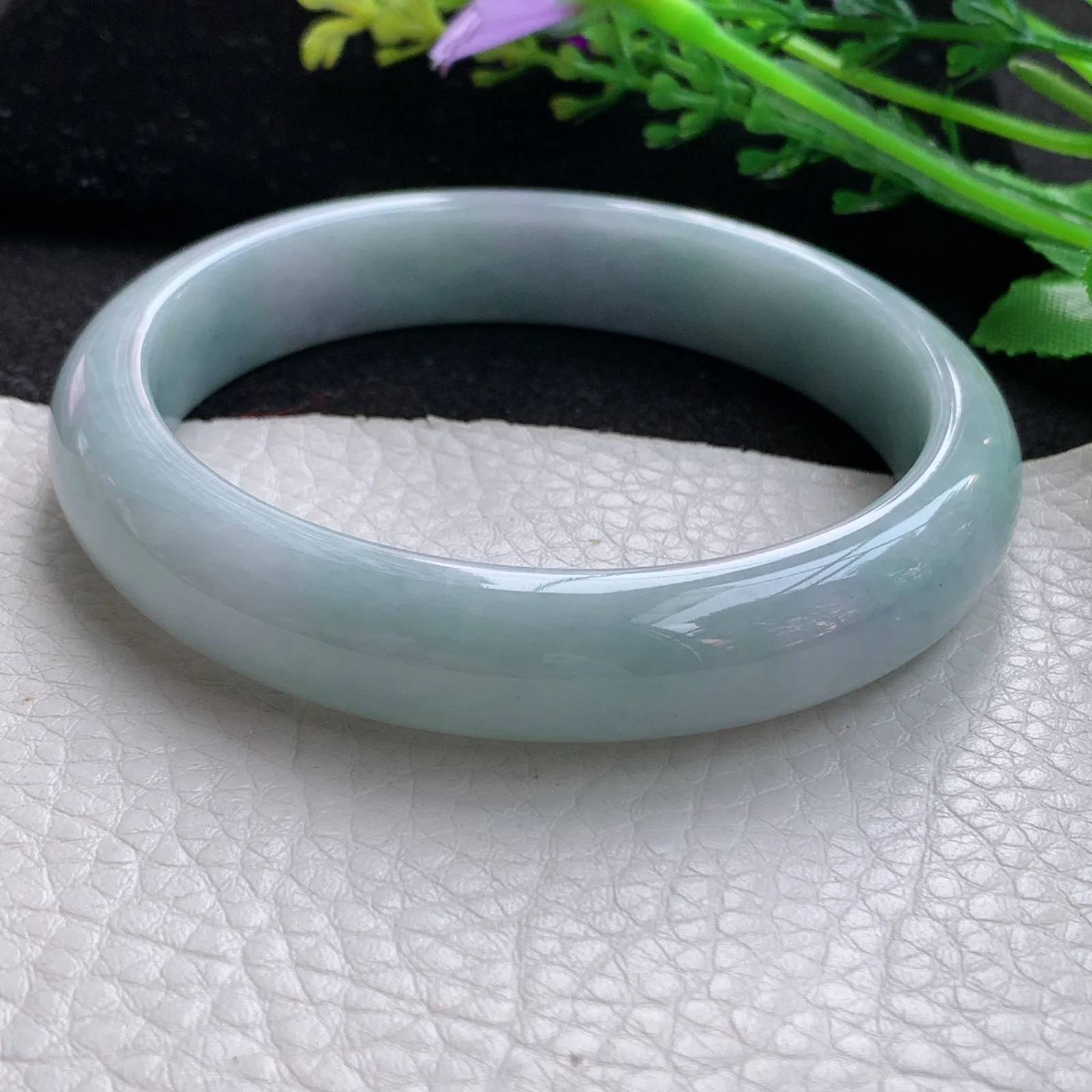 xx大圈口62*12.6*8平安镯 缅甸翡翠a货玉手镯淡雅宽边玉手环