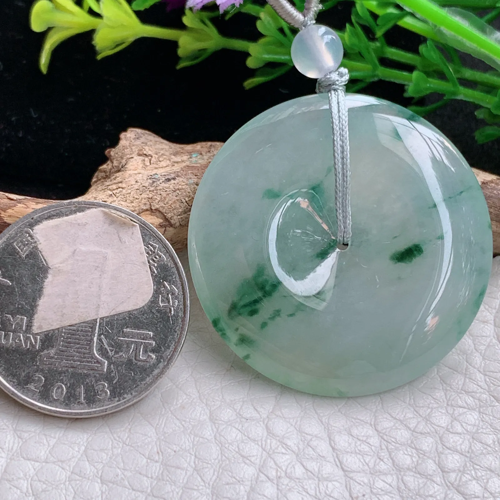 gp自然光36*5.8天然缅甸翡翠冰胶饱满飘花大平安扣 玉扣玉吊坠