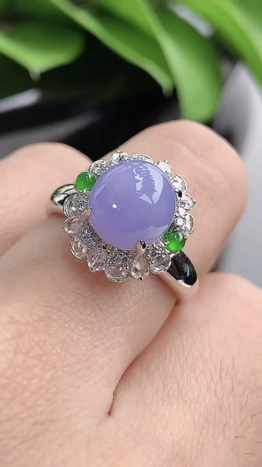 a货翡翠老坑冰种18K金伴钻镶嵌紫罗兰蛋面戒指 圈口17.5裸石尺寸9×8.3mm 重量4.25g 1201