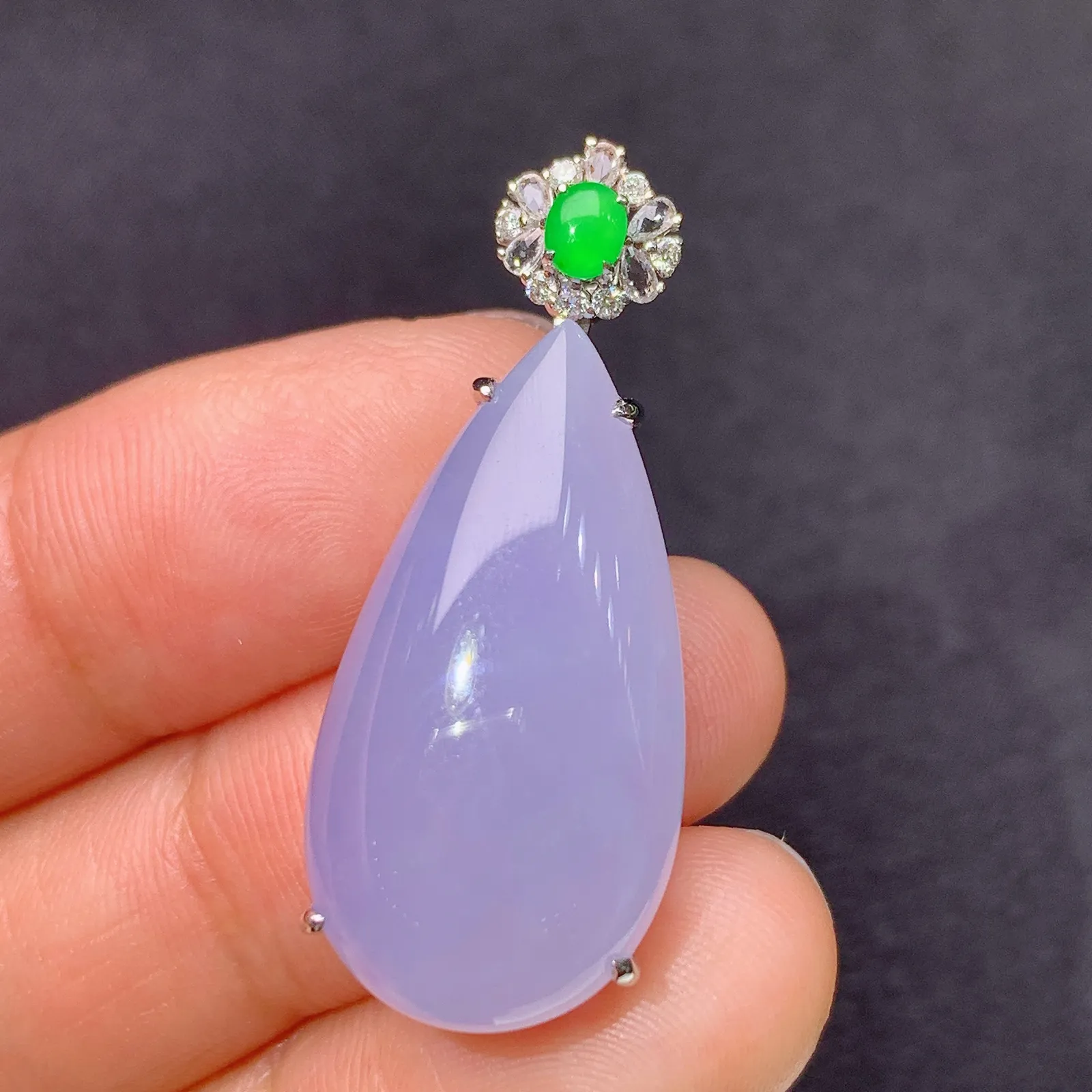 紫罗兰水滴吊坠，18k金镶嵌，温润细腻，颜色浓郁 Cj 尺寸33.9*14*8.6