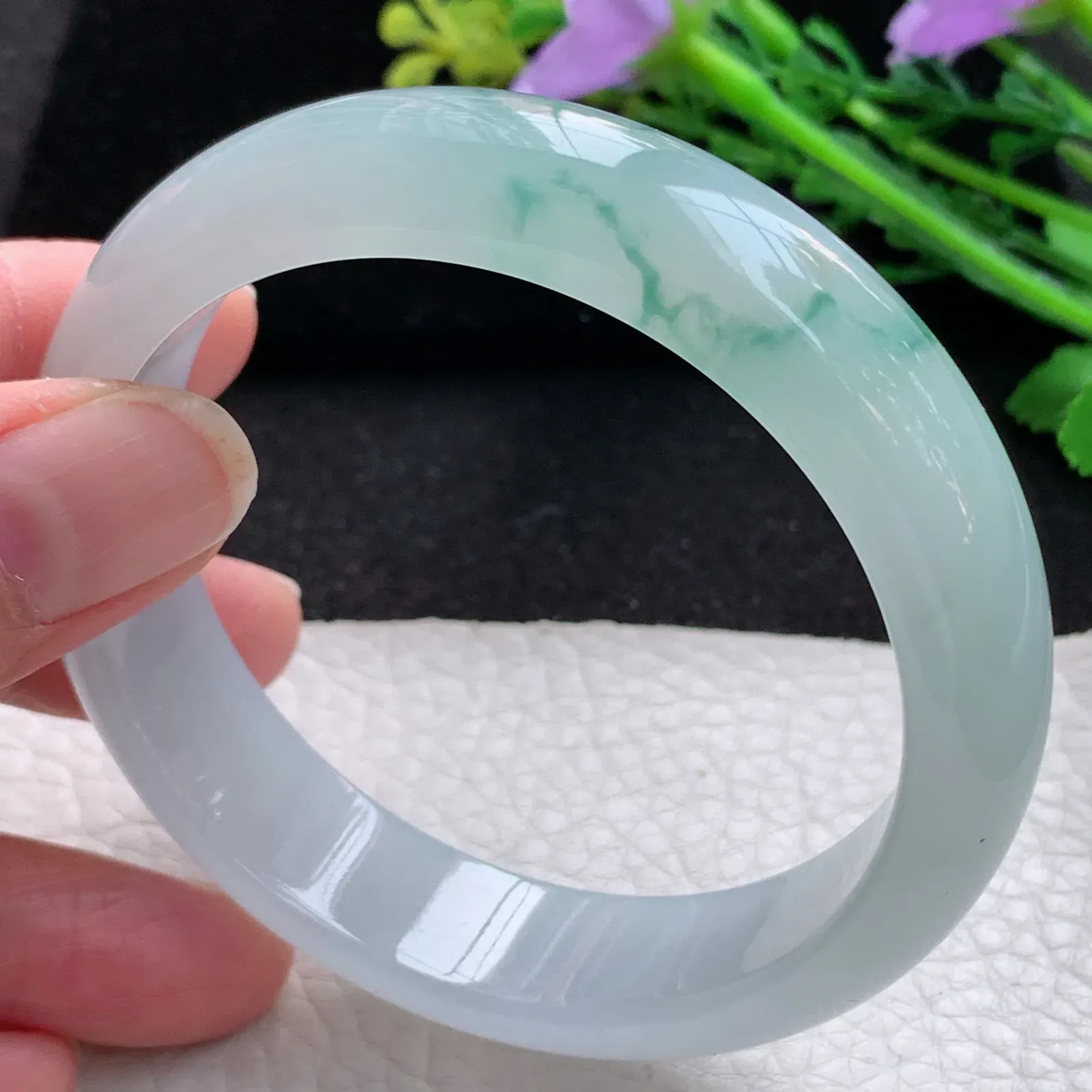 nr自然光58.5*15*8轮胎镯 缅甸翡翠a货玉手镯冰飘花宽边玉手环