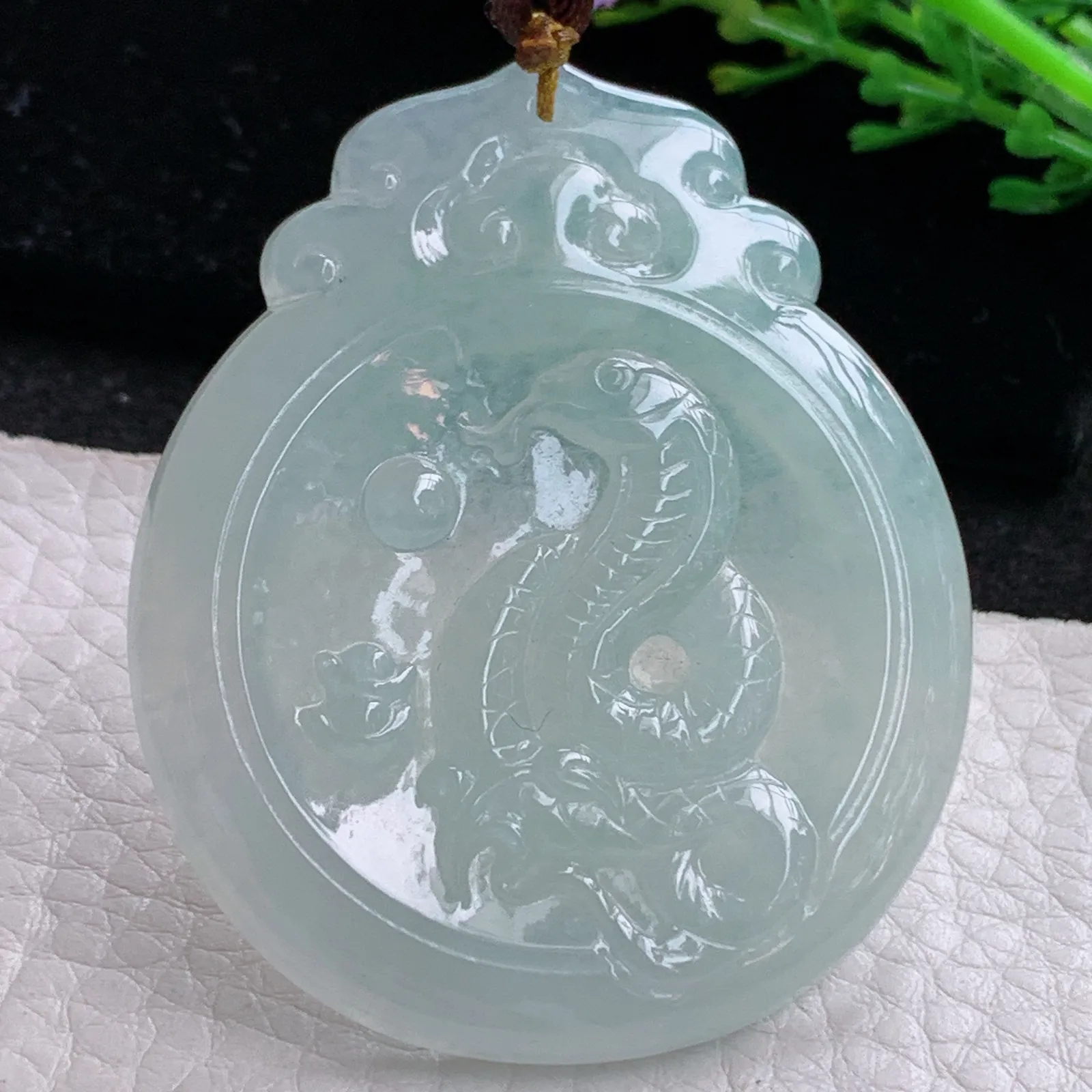 bg自然光53.8*45*5天然缅甸翡翠冰晴生肖蛇 腰缠万贯玉吊坠 毛衣坠