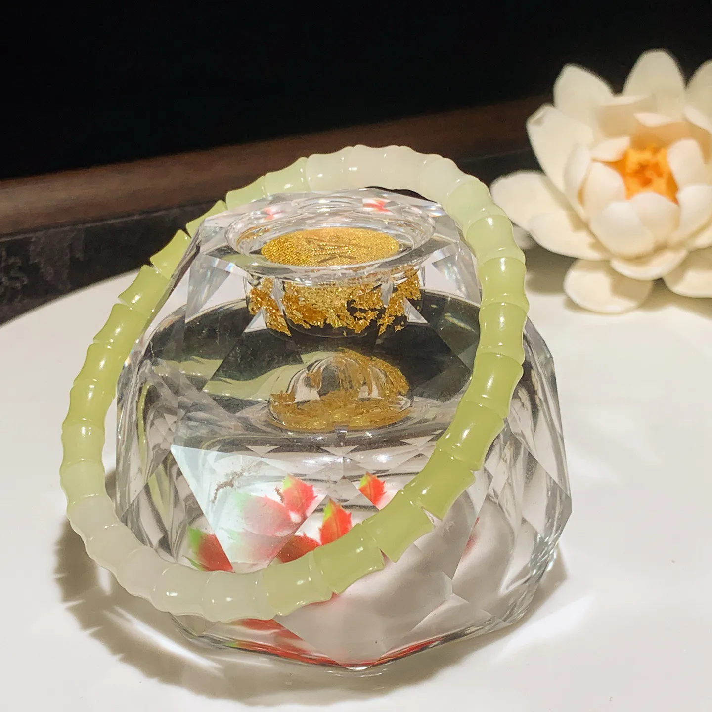 和田玉黄口料节节高升手串。单颗尺寸7/6。玉质细腻油润。手推出油。佩戴高端典雅。lt251201