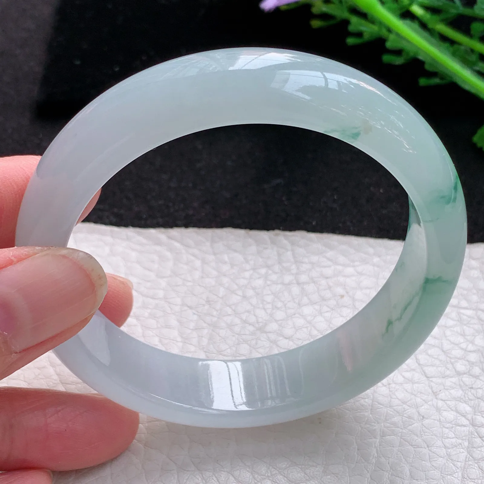 nr自然光58.5*15*8轮胎镯 缅甸翡翠a货玉手镯冰飘花宽边玉手环