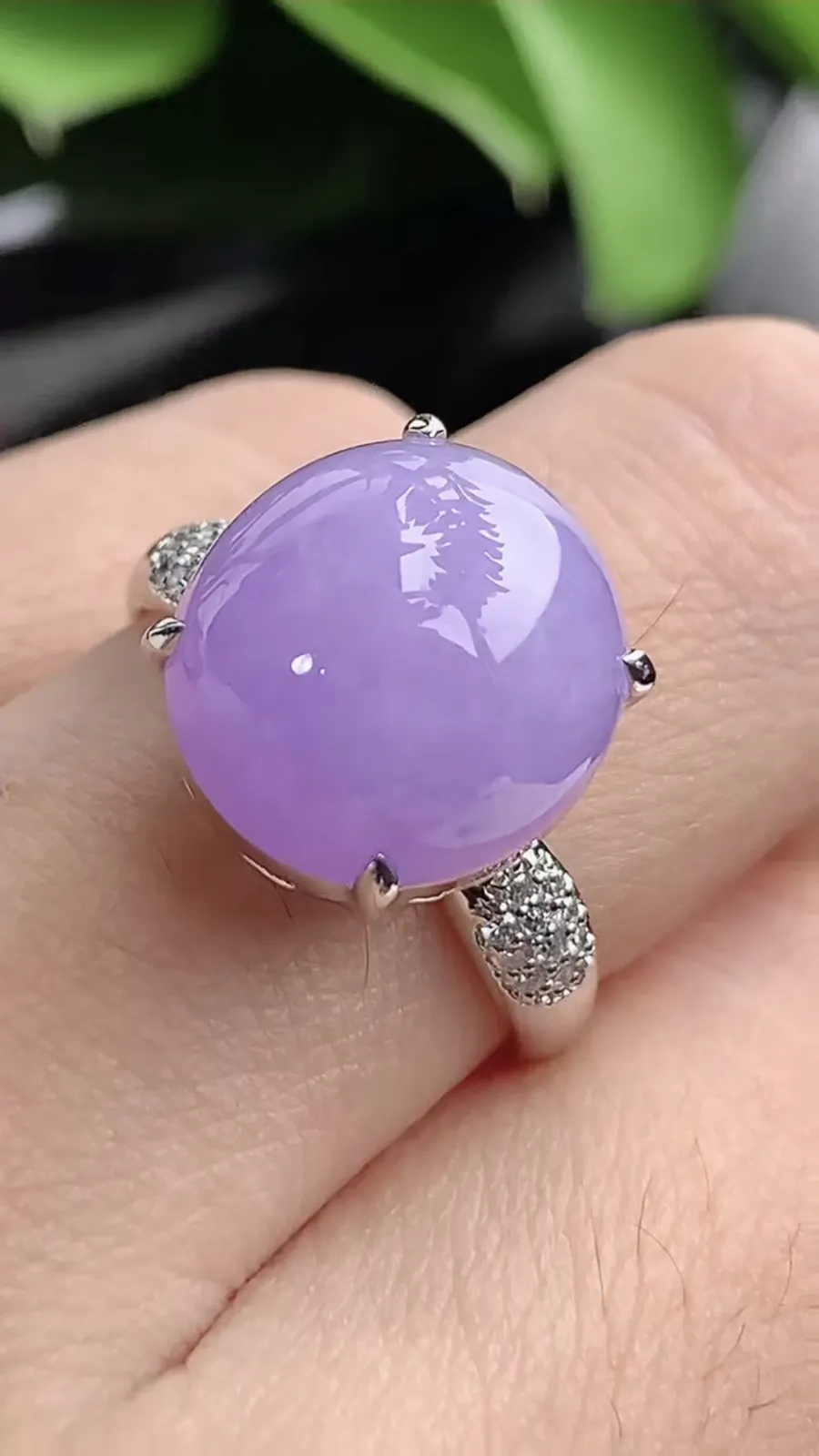 a货翡翠老坑冰种18K金伴钻镶嵌紫罗兰蛋面戒指 圈口17.4裸石尺寸12.6×12mm 重量5.40g 1201