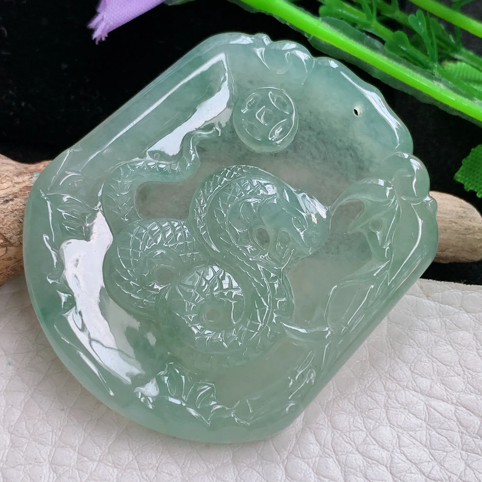 kh自然光52.5*43.5*4.6天然缅甸翡翠冰晴生肖蛇 腰缠万贯玉吊坠 毛衣坠