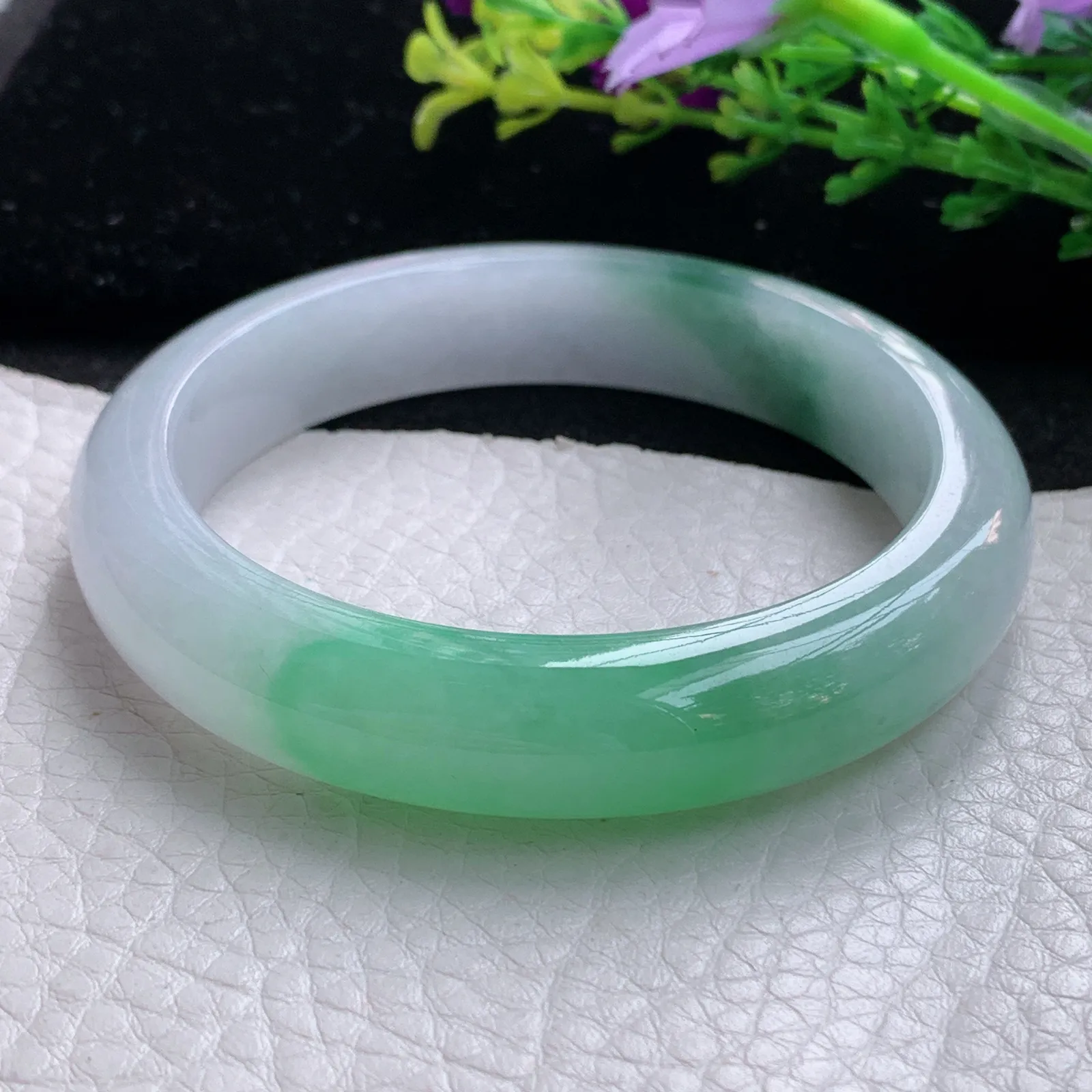 yh自然光55.5*12*8平安镯 缅甸翡翠a货玉手镯冰绿宽边玉手环