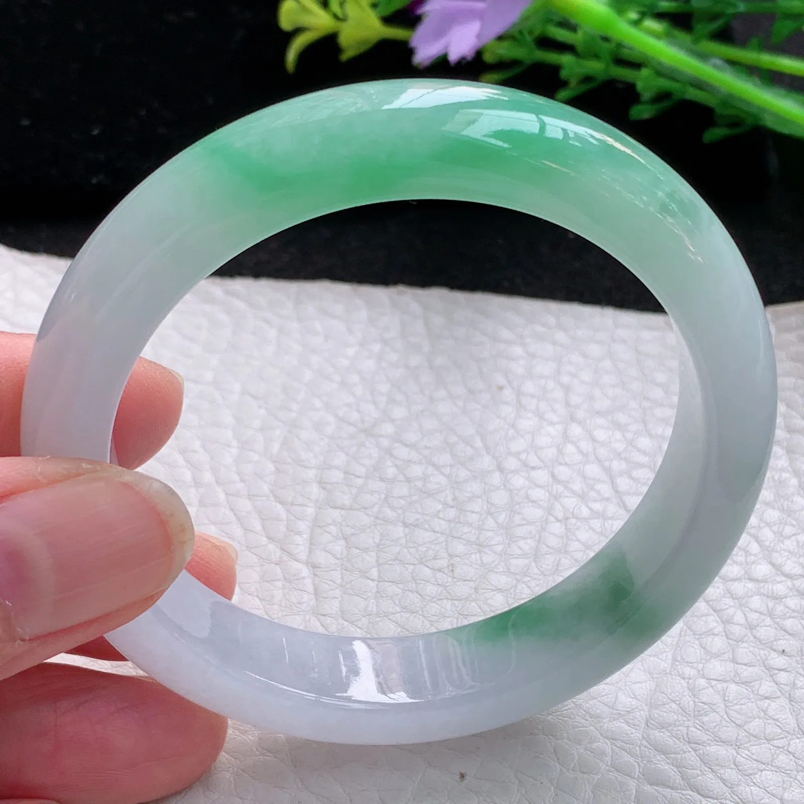 yh自然光55.5*12*8平安镯 缅甸翡翠a货玉手镯冰绿宽边玉手环