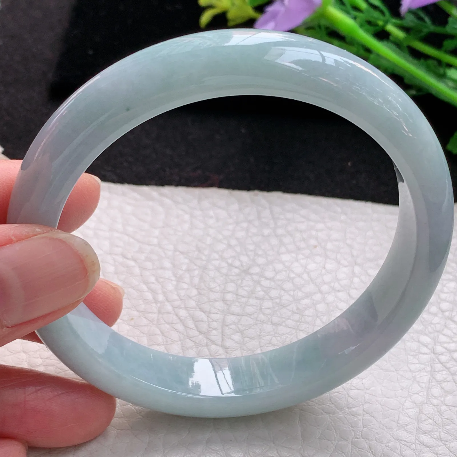 xx大圈口62*12.6*8平安镯 缅甸翡翠a货玉手镯淡雅宽边玉手环