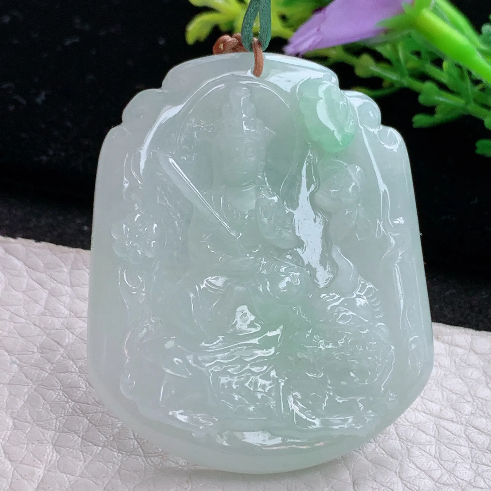 bg自然光50*41.5*6天然缅甸翡翠飘阳绿文殊菩萨玉吊坠 毛衣坠