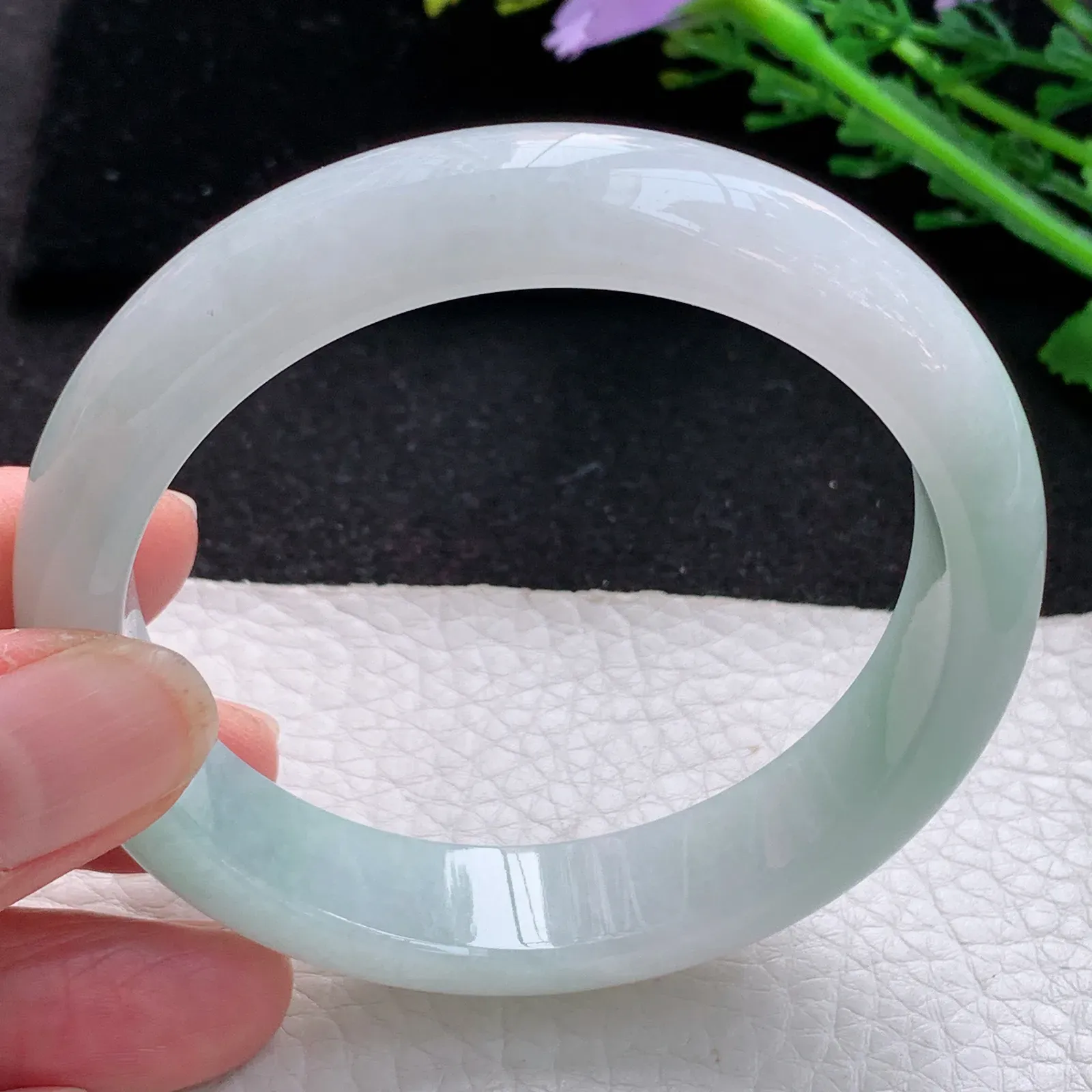 nr自然光57.5*13.3*8平安镯 缅甸翡翠a货玉手镯清新宽边玉手环