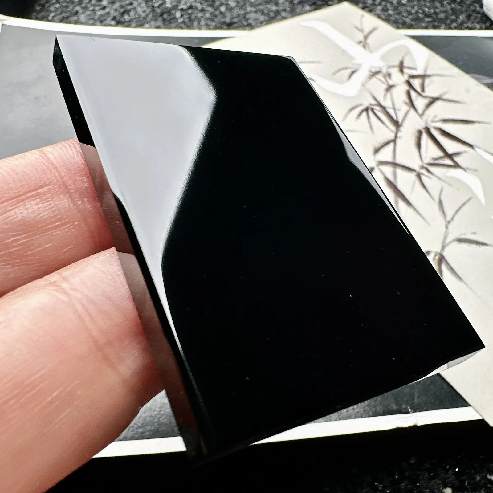 【冰种墨翠无事牌】高品质无事牌，种老肉细，光泽度好，无纹无裂，打灯透绿。