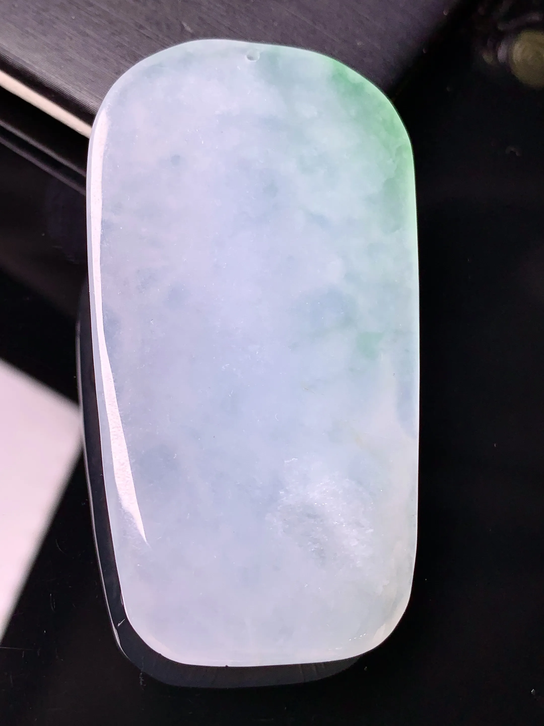 冰种财神吊坠 玉质细腻 色泽清新艳丽  整体尺寸60*32.3*8