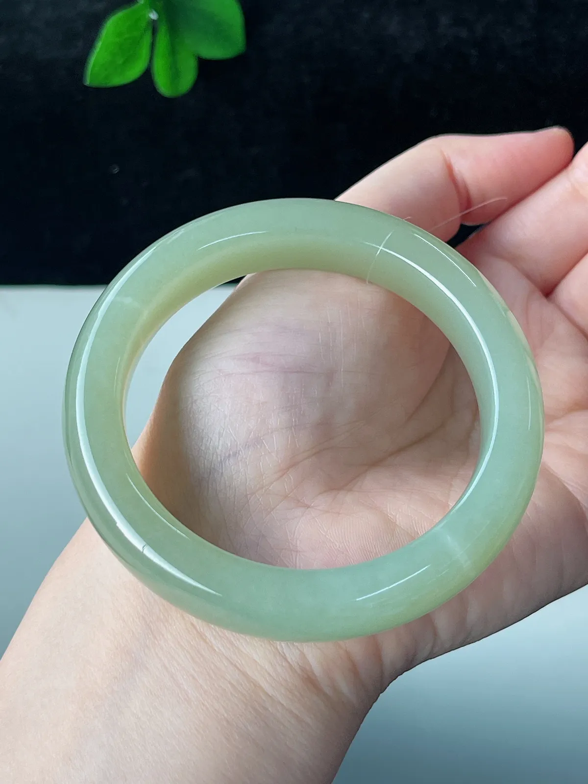 正圈55圈口，和田玉手镯