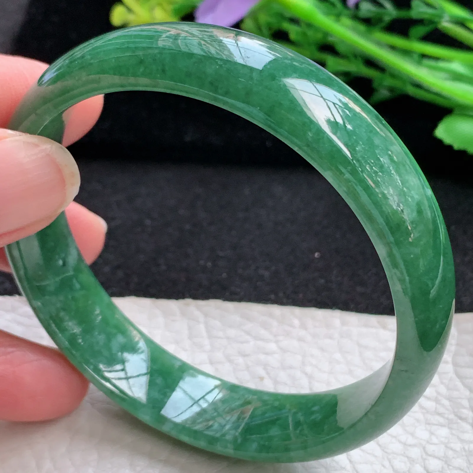 n自然光59*14*6.2平安镯 缅甸翡翠a货玉手镯满绿宽边玉手环