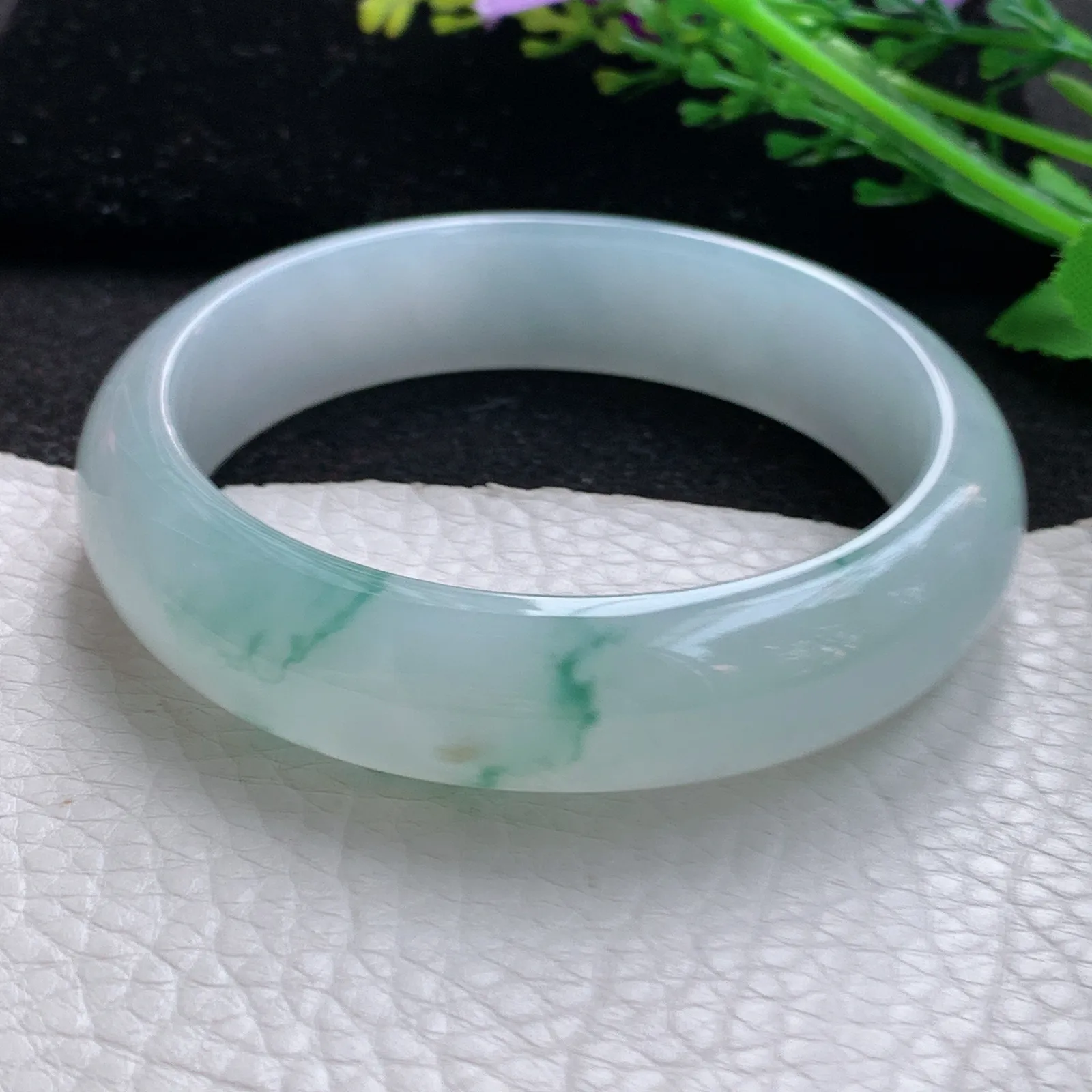 nr自然光58.5*15*8轮胎镯 缅甸翡翠a货玉手镯冰飘花宽边玉手环