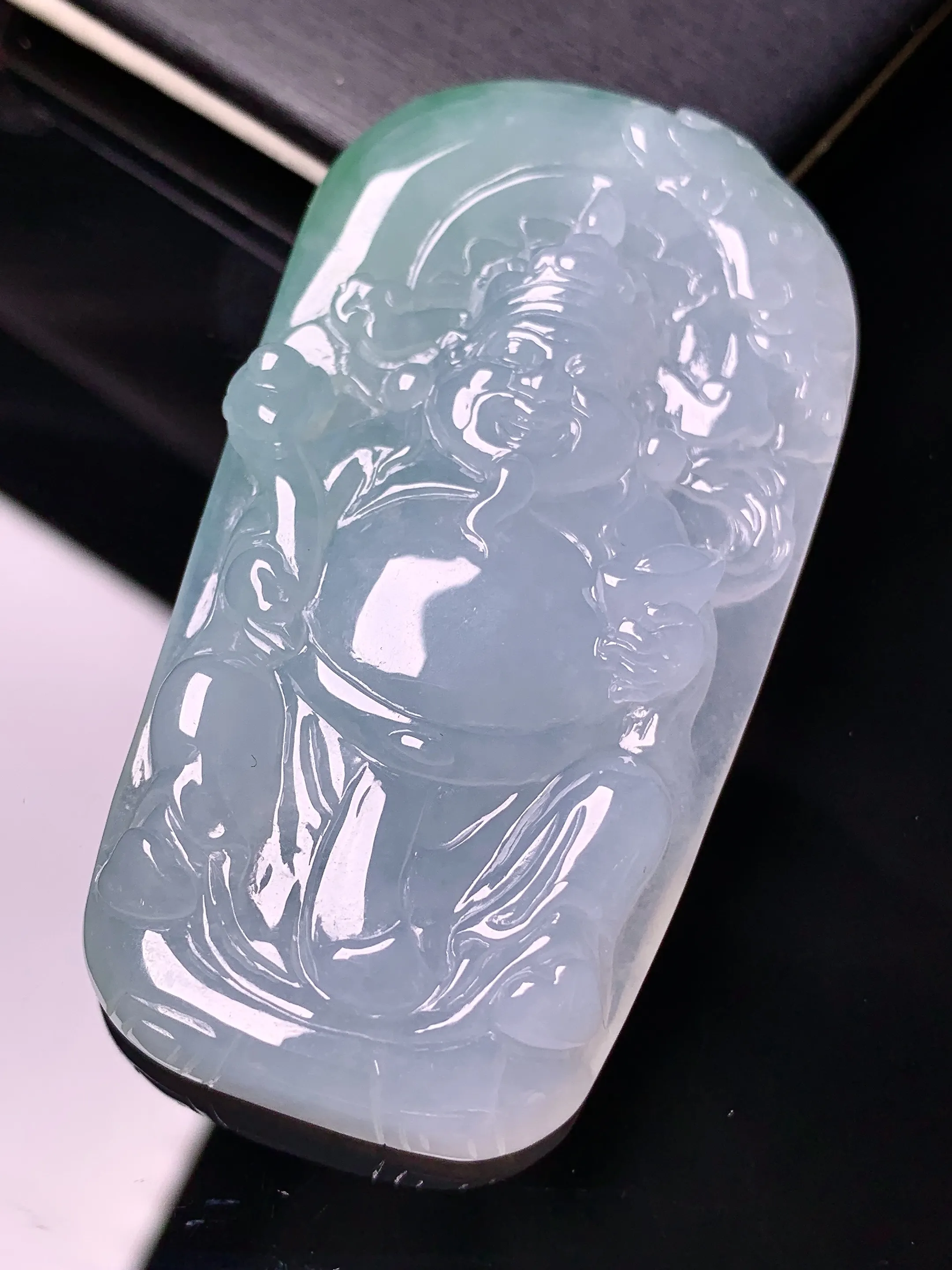 冰种财神吊坠 玉质细腻 色泽清新艳丽  整体尺寸60*32.3*8