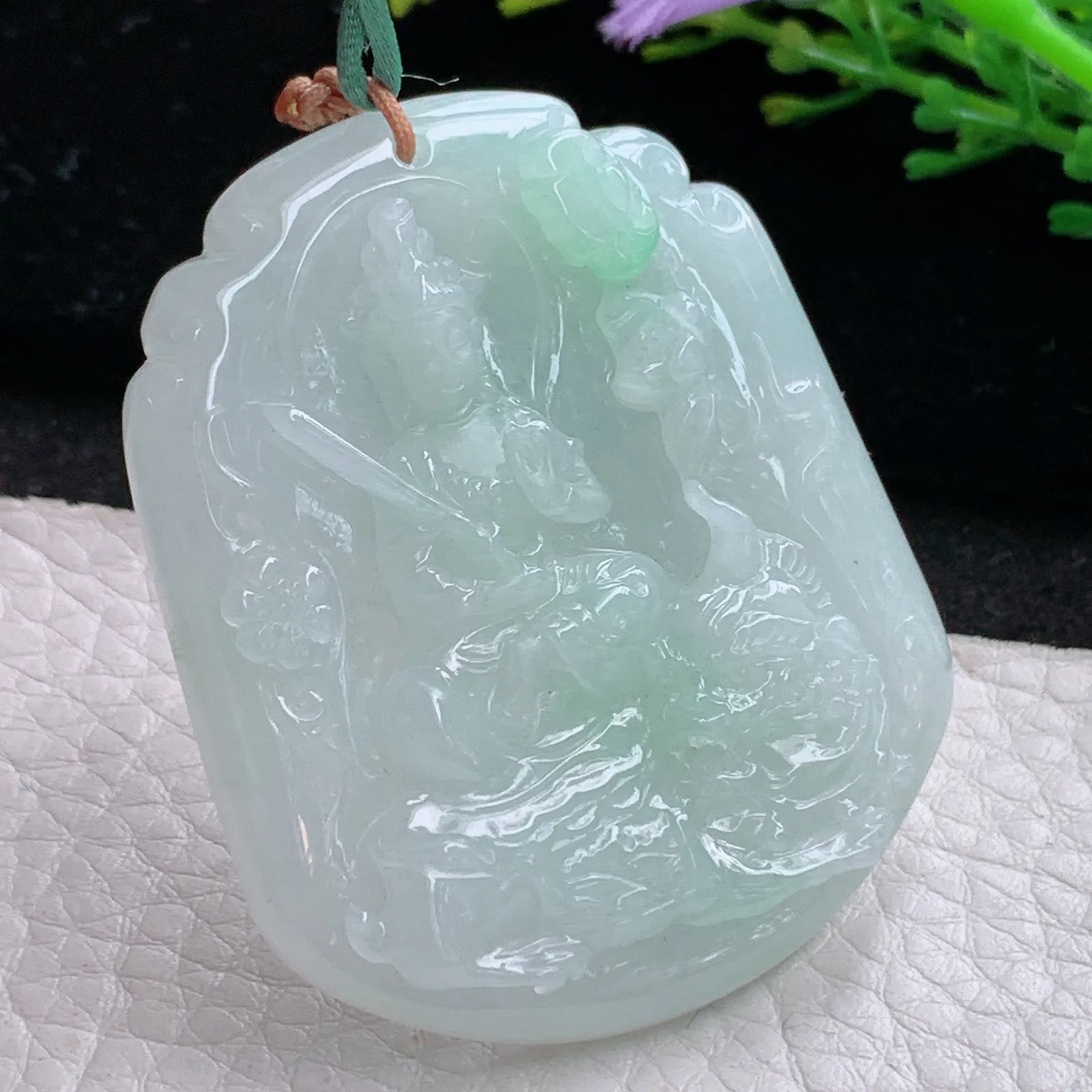 bg自然光50*41.5*6天然缅甸翡翠飘阳绿文殊菩萨玉吊坠 毛衣坠