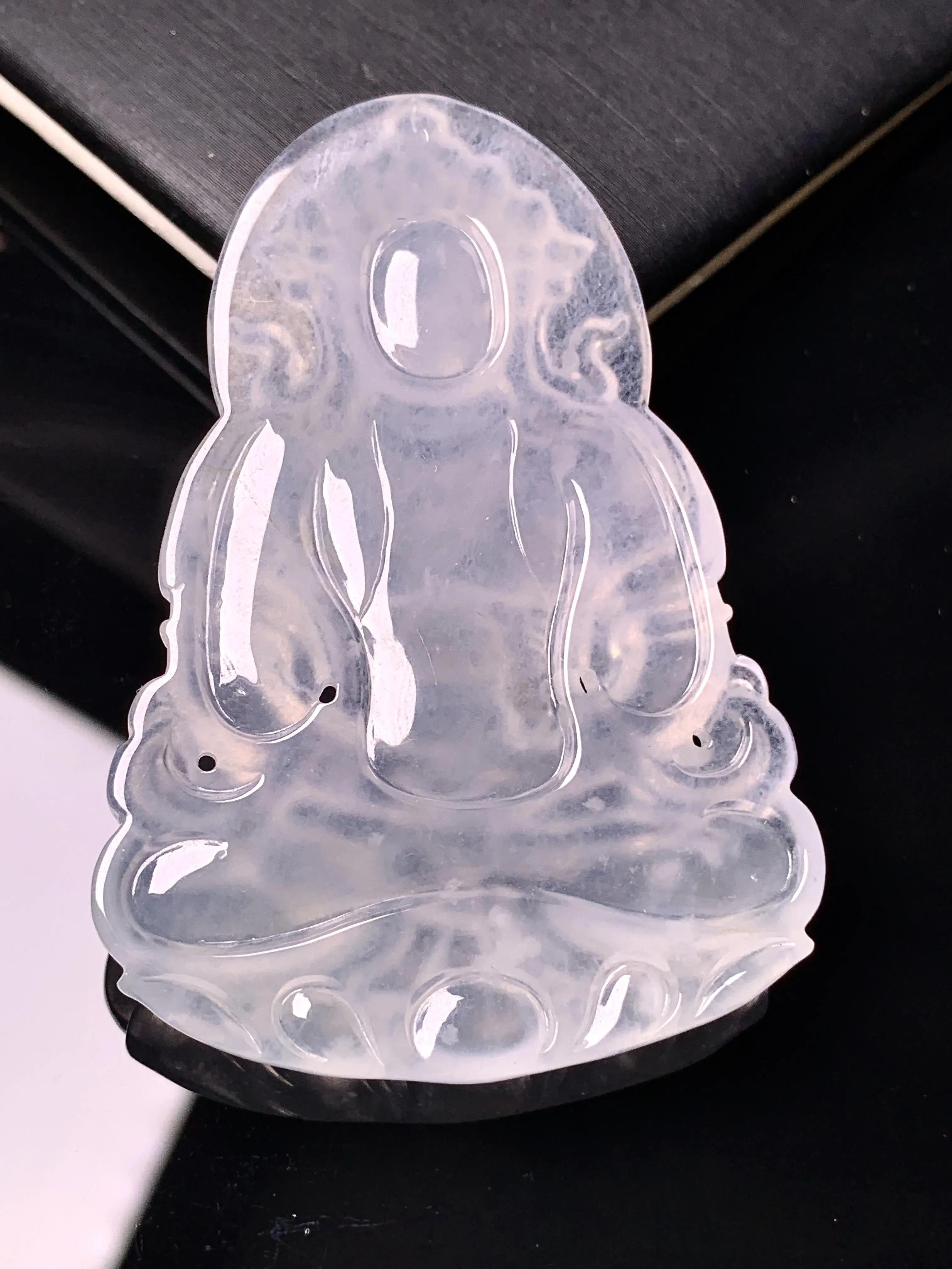 冰种度母观音菩萨吊坠 玉质细腻 色泽清新艳丽  整体尺寸54.3*38.3*5.6