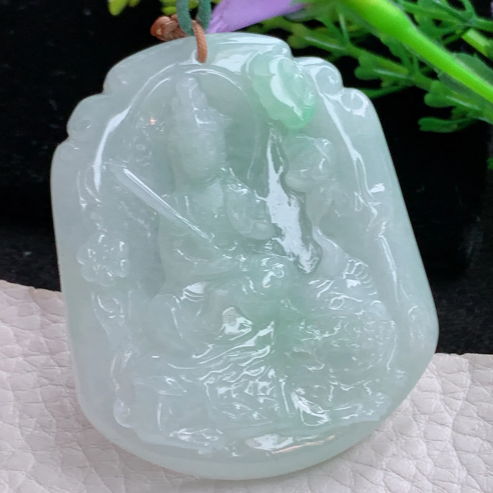 bg自然光50*41.5*6天然缅甸翡翠飘阳绿文殊菩萨玉吊坠 毛衣坠