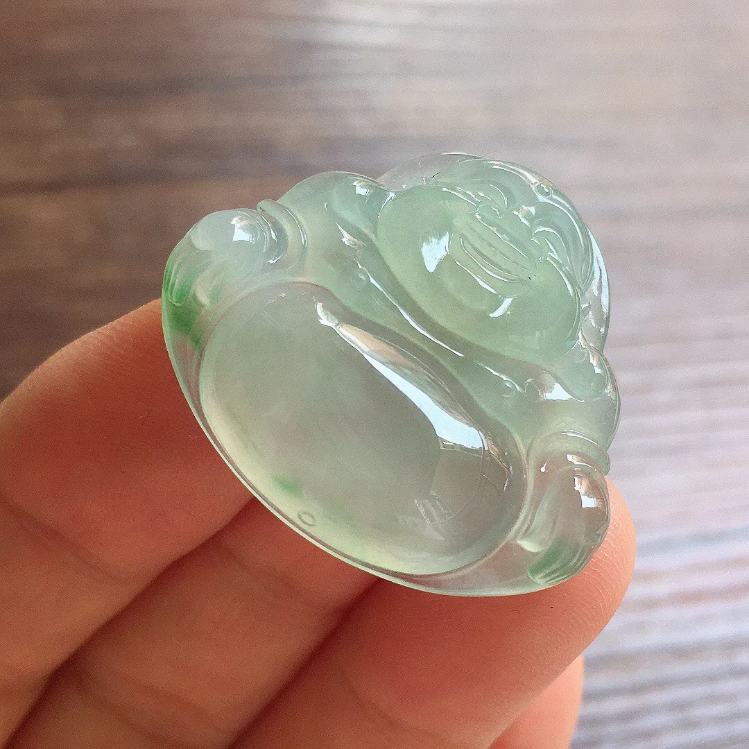 冰晴底笑佛，冰润细腻，品相饱满，种水足 尺寸27.9*31.2*5.9