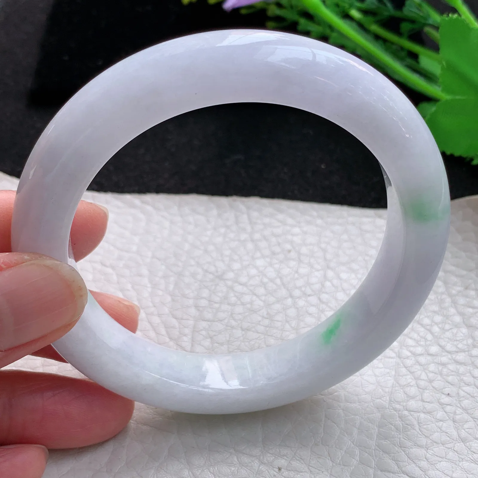 yh自然光59*12.8*9.8平安镯 缅甸翡翠a货玉手镯白底青宽边玉手环