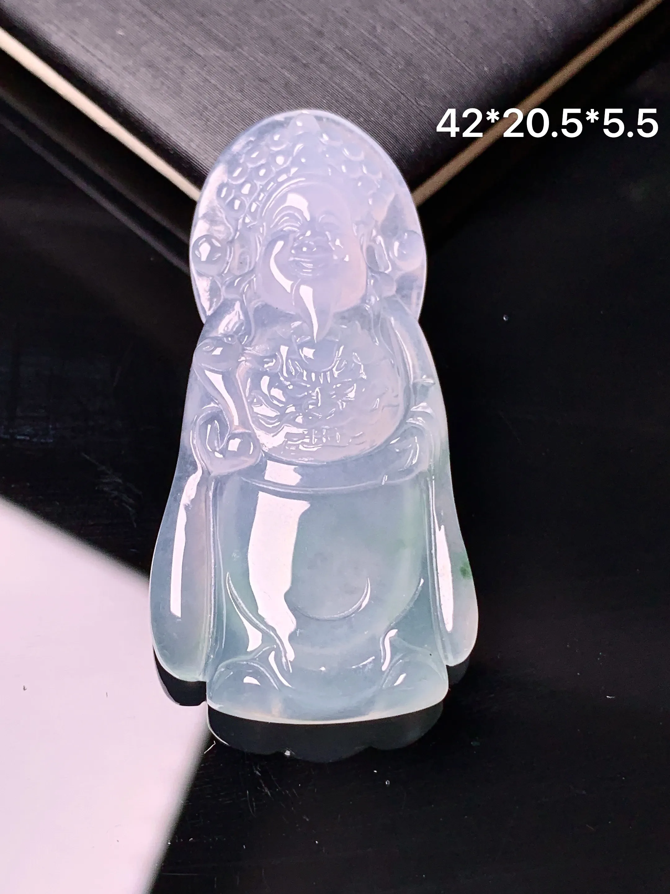 冰种财神吊坠 玉质细腻 色泽清新艳丽 整体尺寸42*20.5*5.5