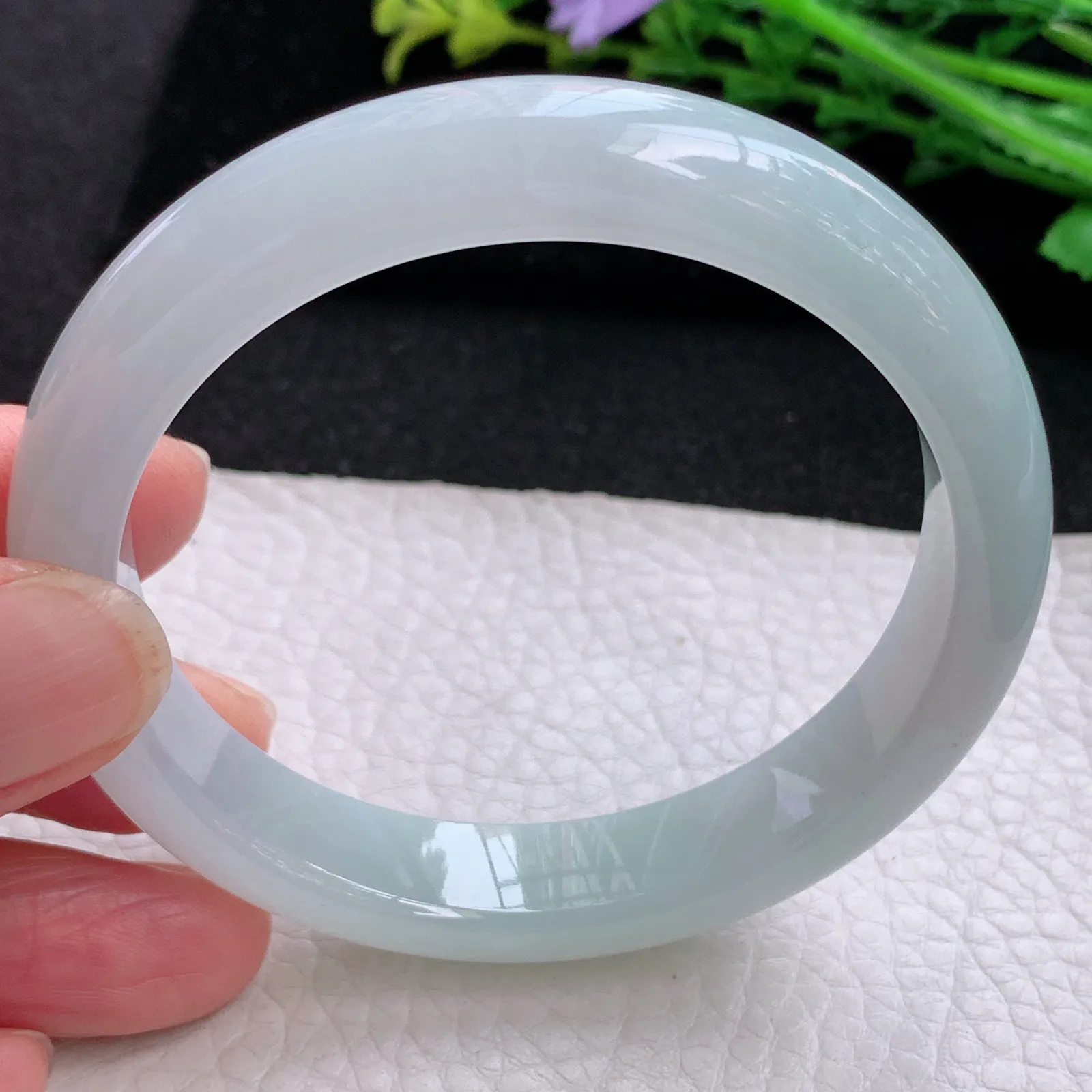 n自然光56*12*8平安镯 缅甸翡翠a货玉手镯冰胶白月光宽边玉手环