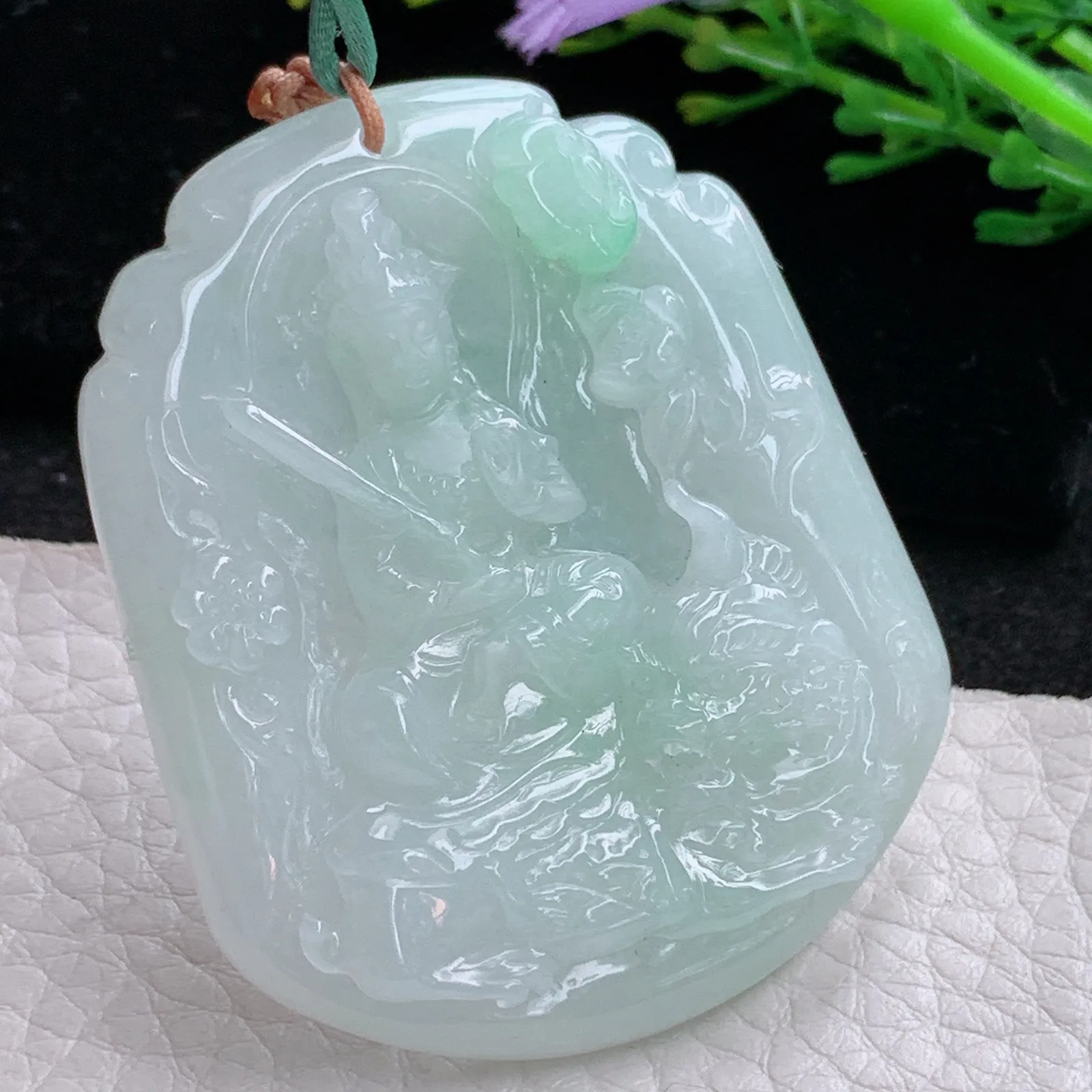 bg自然光50*41.5*6天然缅甸翡翠飘阳绿文殊菩萨玉吊坠 毛衣坠