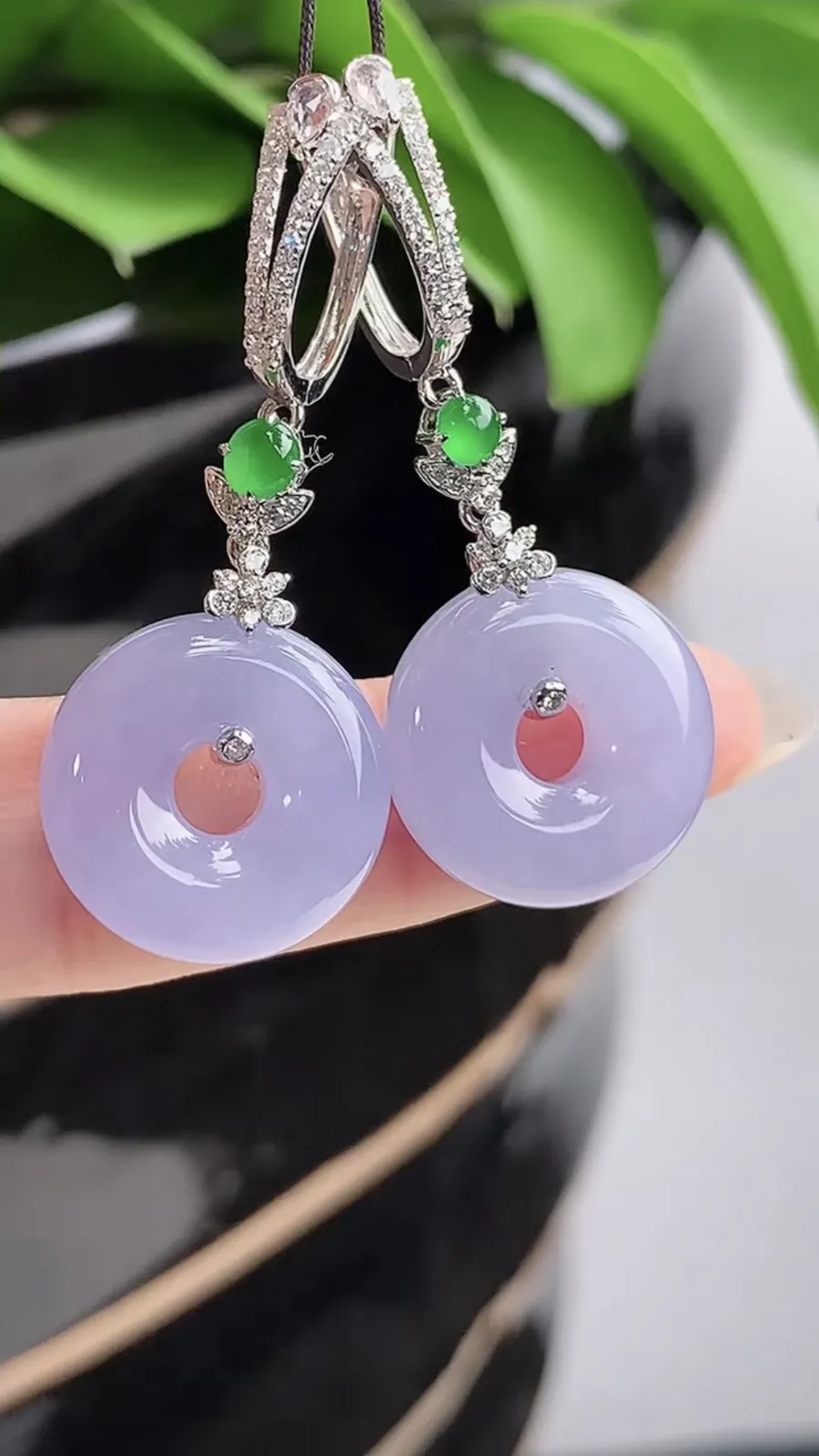 a货翡翠老坑冰种18K金伴钻镶嵌紫罗兰平安环耳坠 尺寸15.3×5mm 重量7.34g 1201