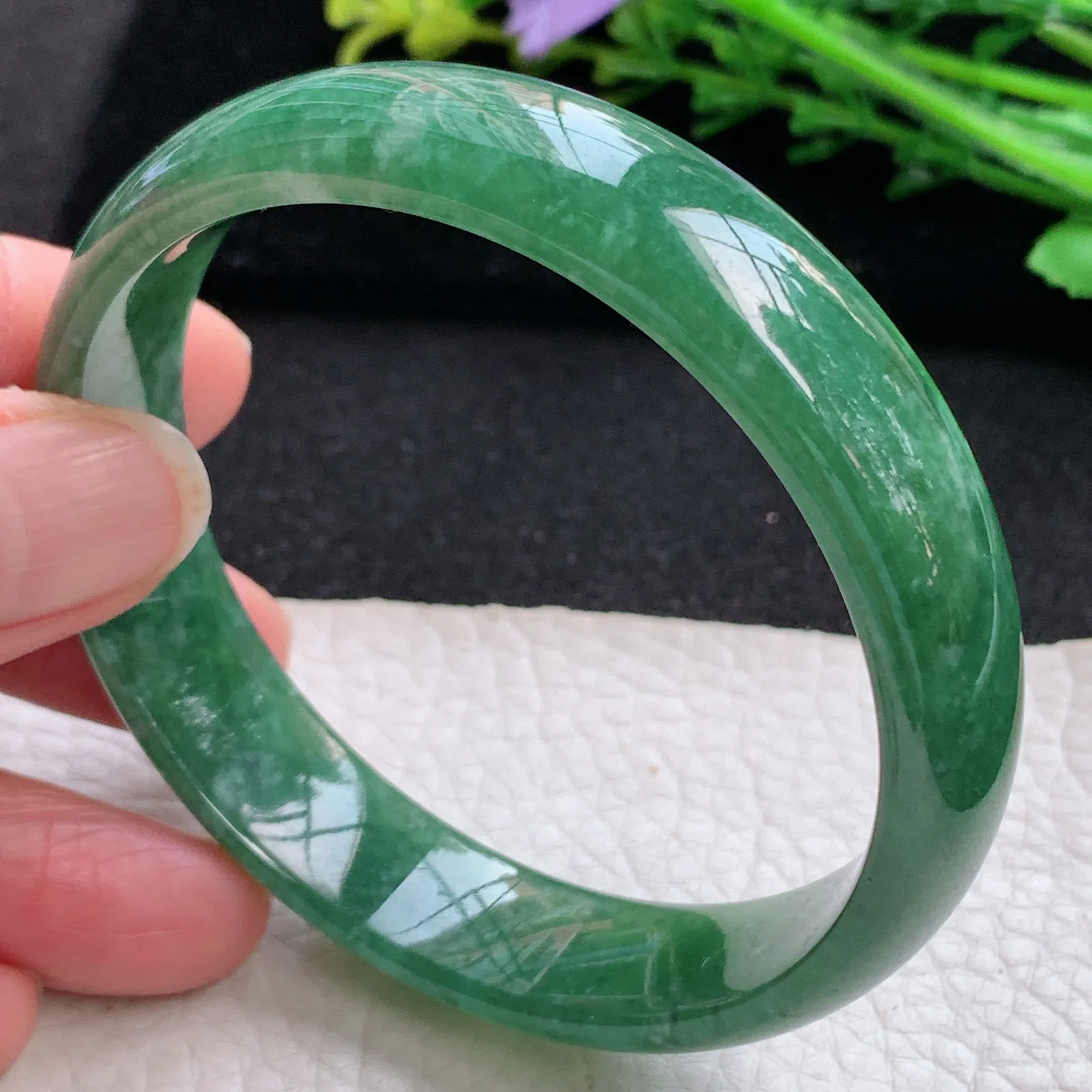n自然光59*14*6.2平安镯 缅甸翡翠a货玉手镯满绿宽边玉手环