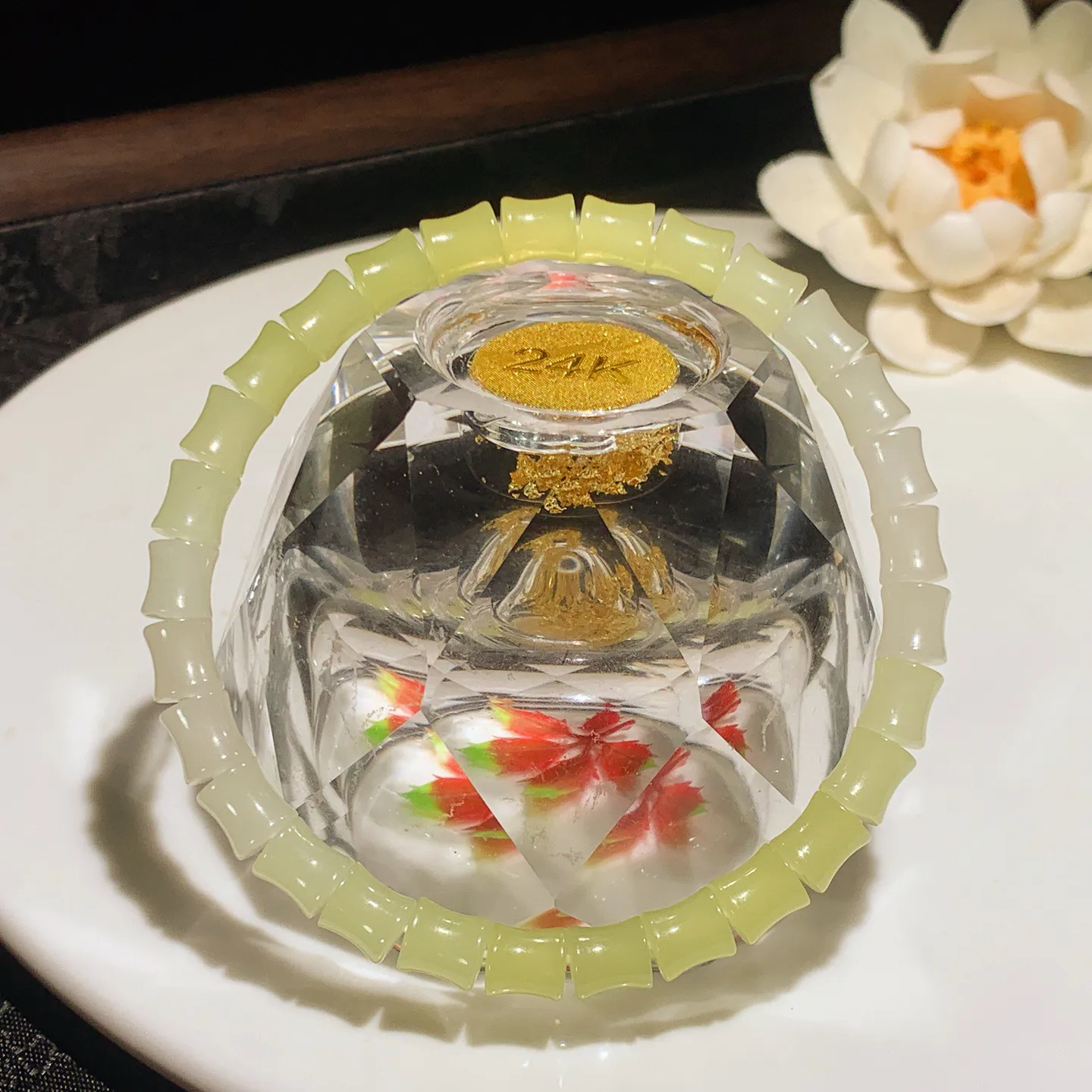 和田玉黄口料节节高升手串。单颗尺寸7/6。玉质细腻油润。手推出油。佩戴高端典雅。lt251201