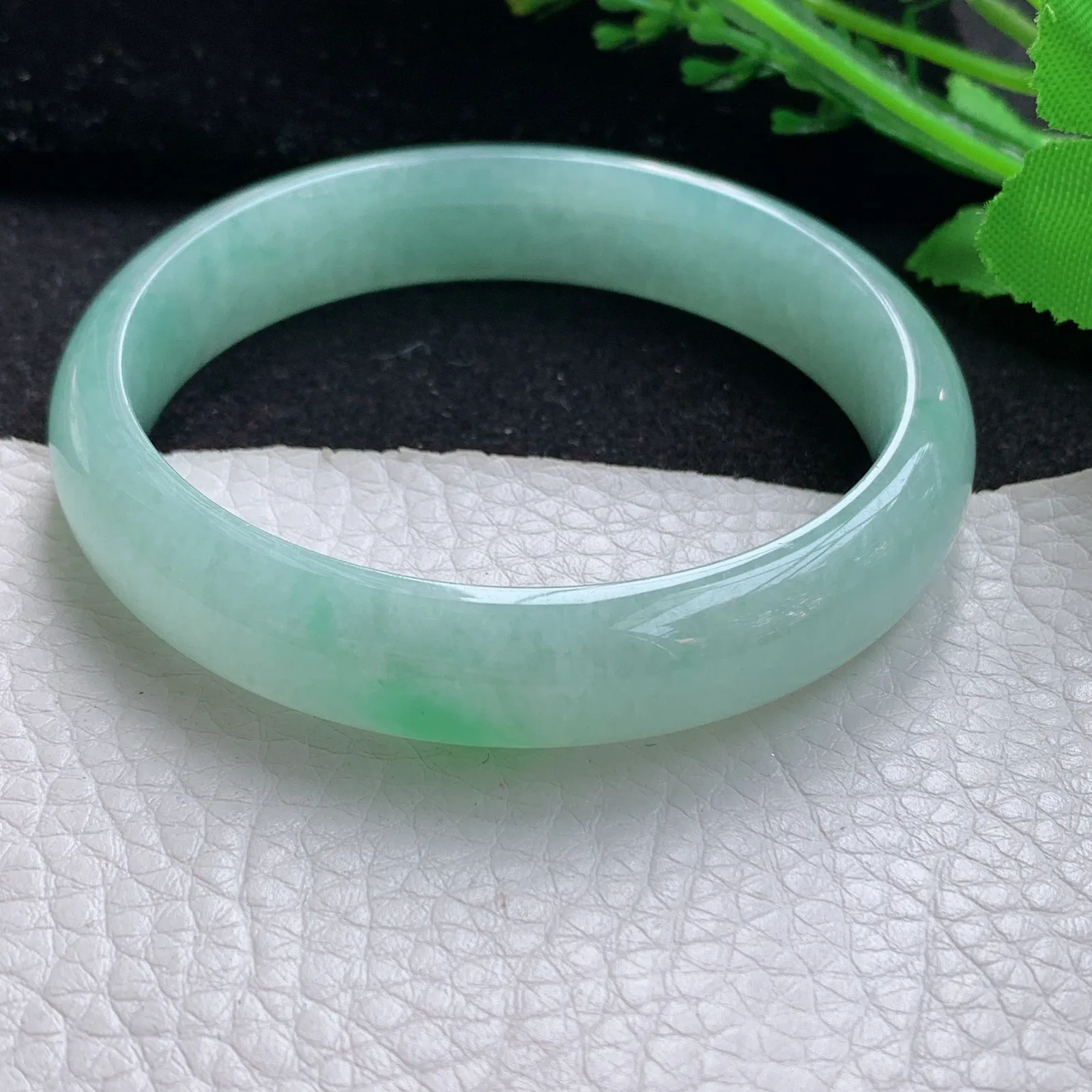 jm自然光57*12.8*7.4平安镯 缅甸翡翠a货玉手镯冰绿宽边玉手环